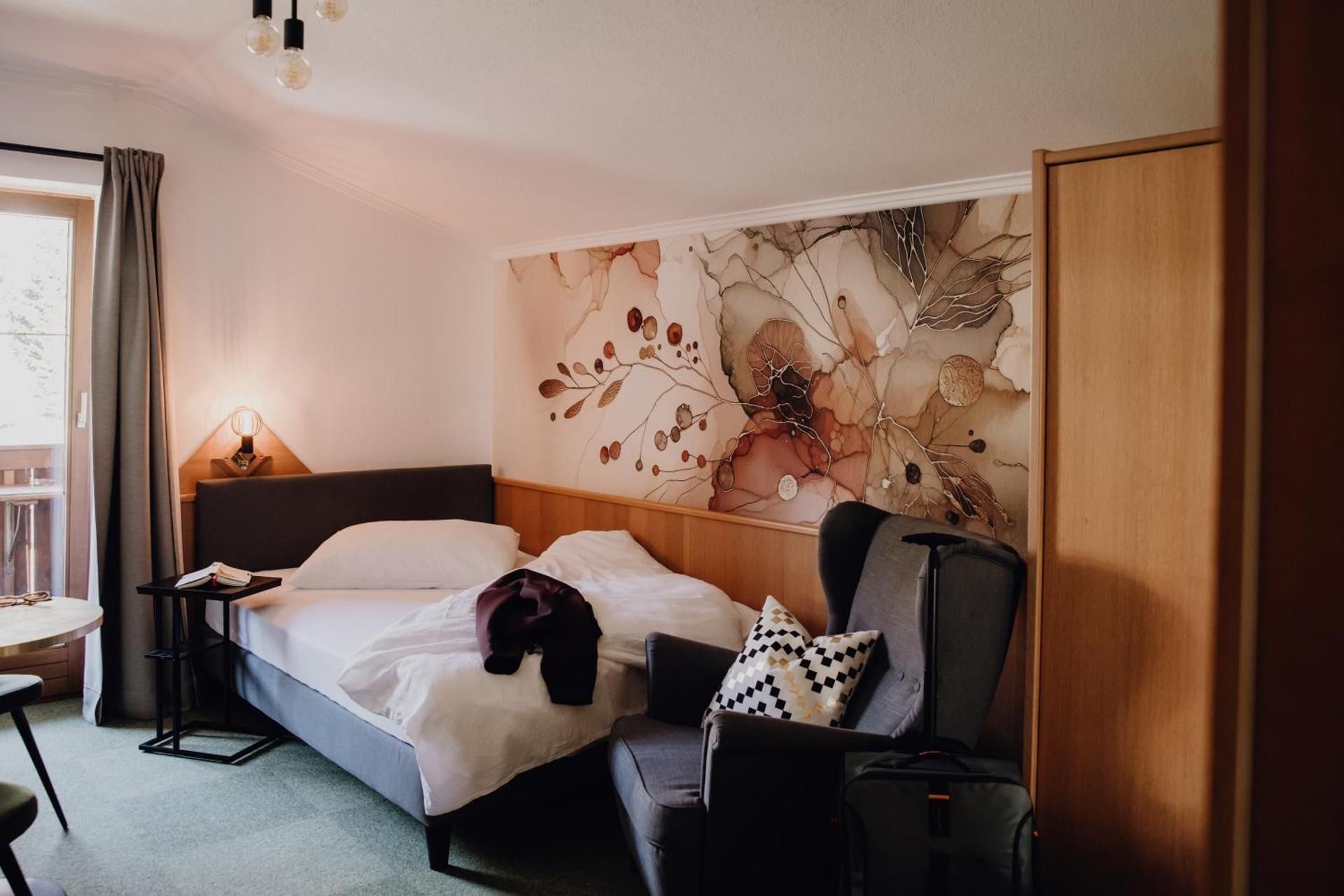 Queen Room with Balcony