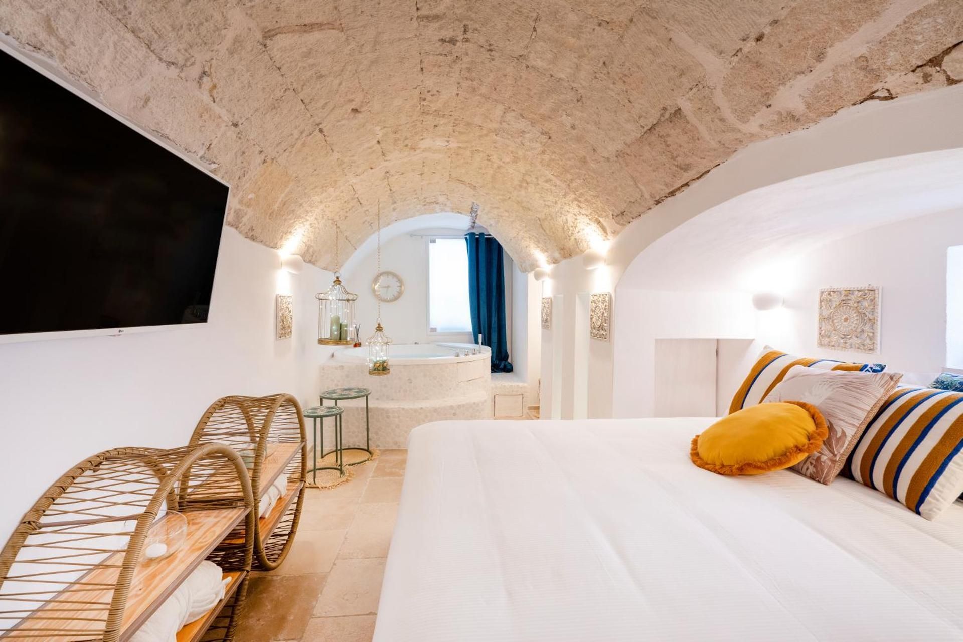 Deluxe Suite with Sea View
