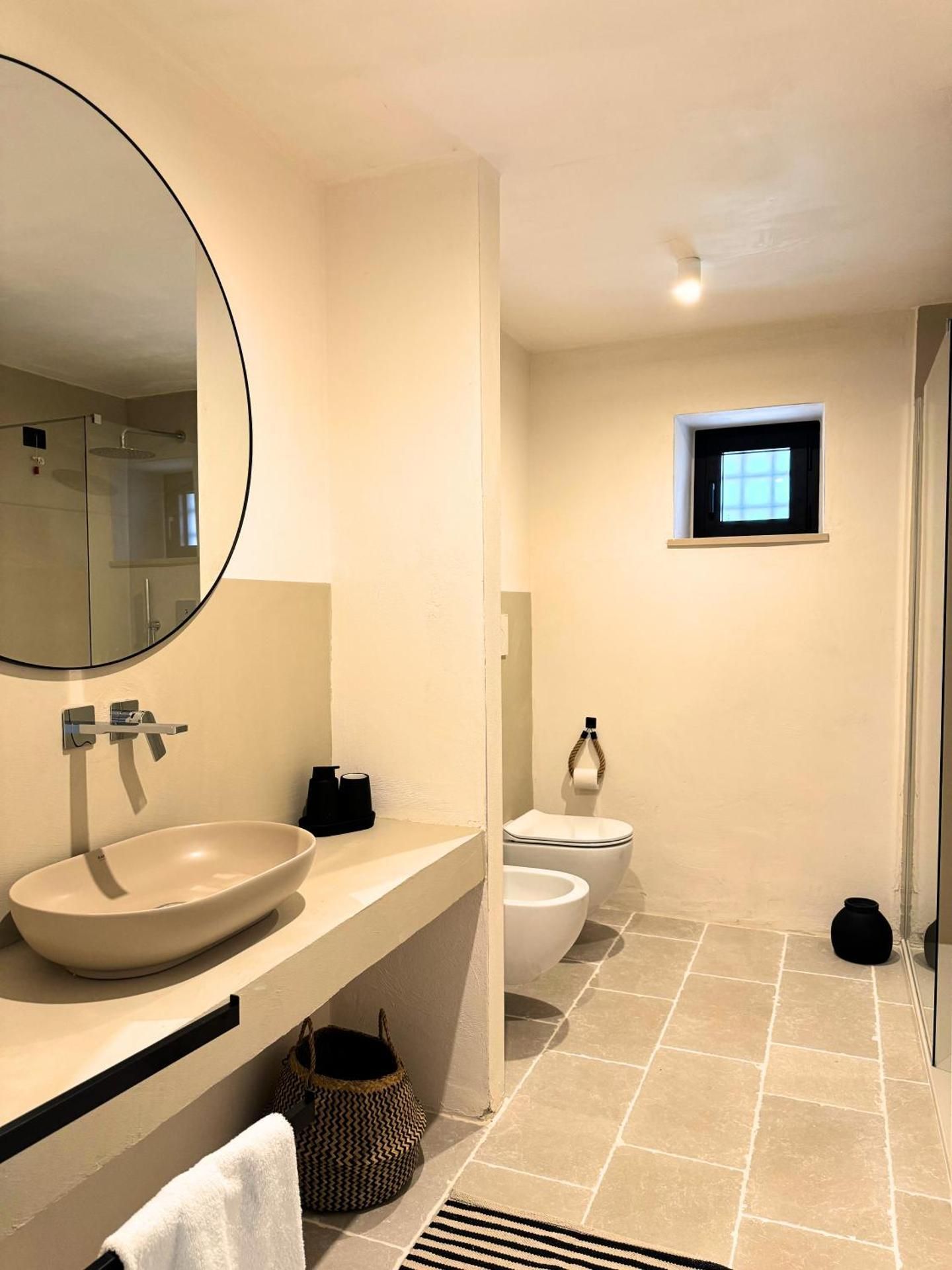 Quadruple Room with Private Bathroom