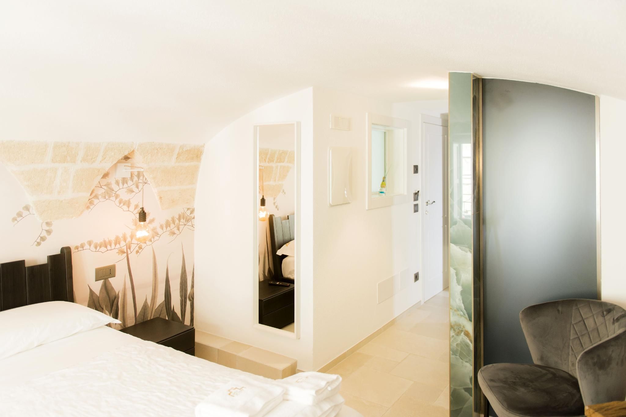 Junior Suite with King Bed