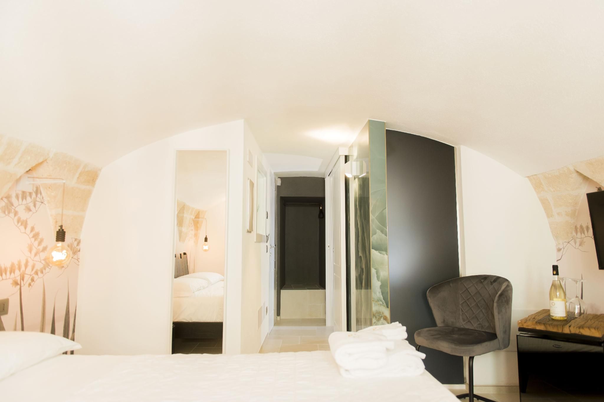 Junior Suite with King Bed
