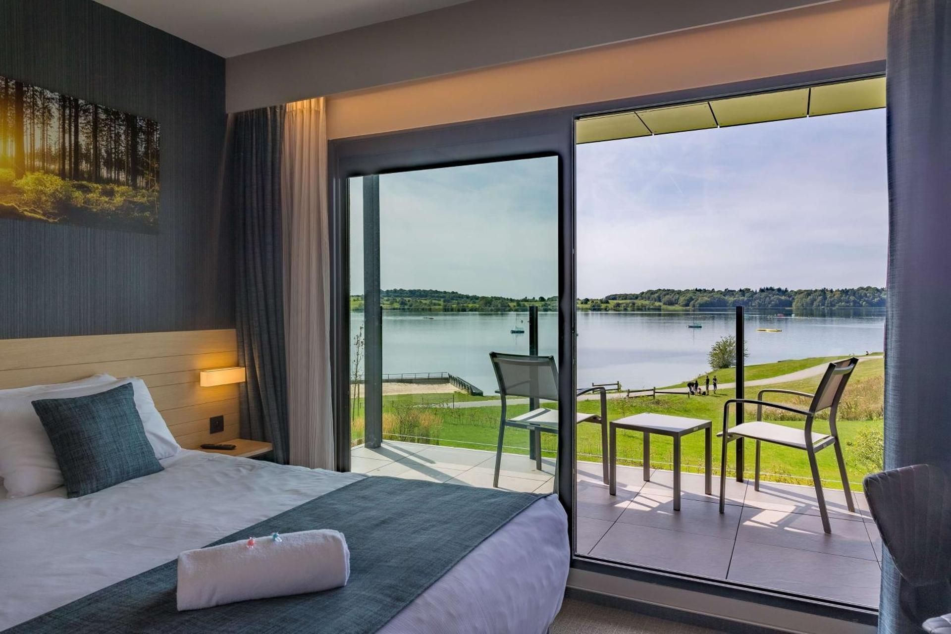 King Room with Lake View