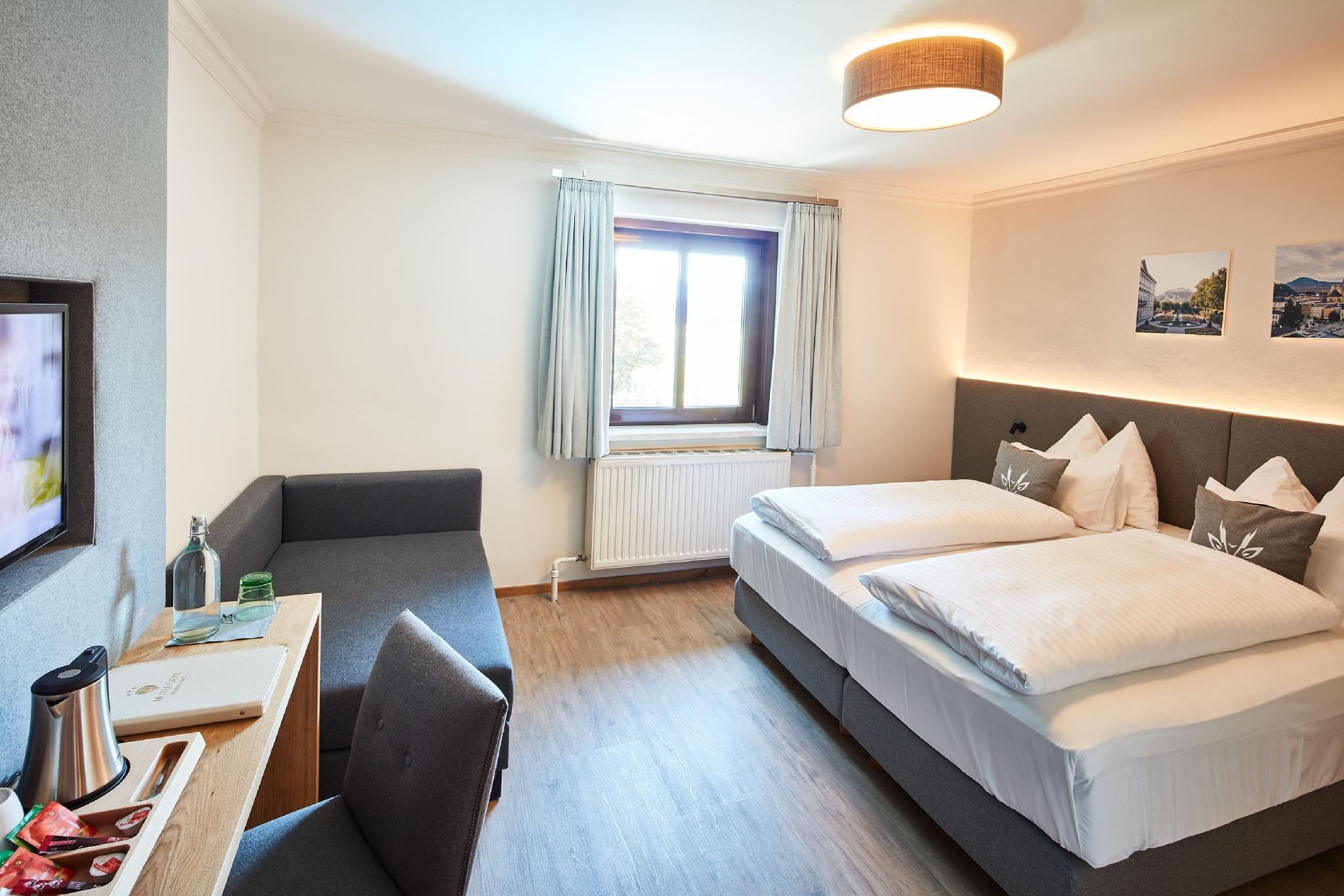 urban economy double room