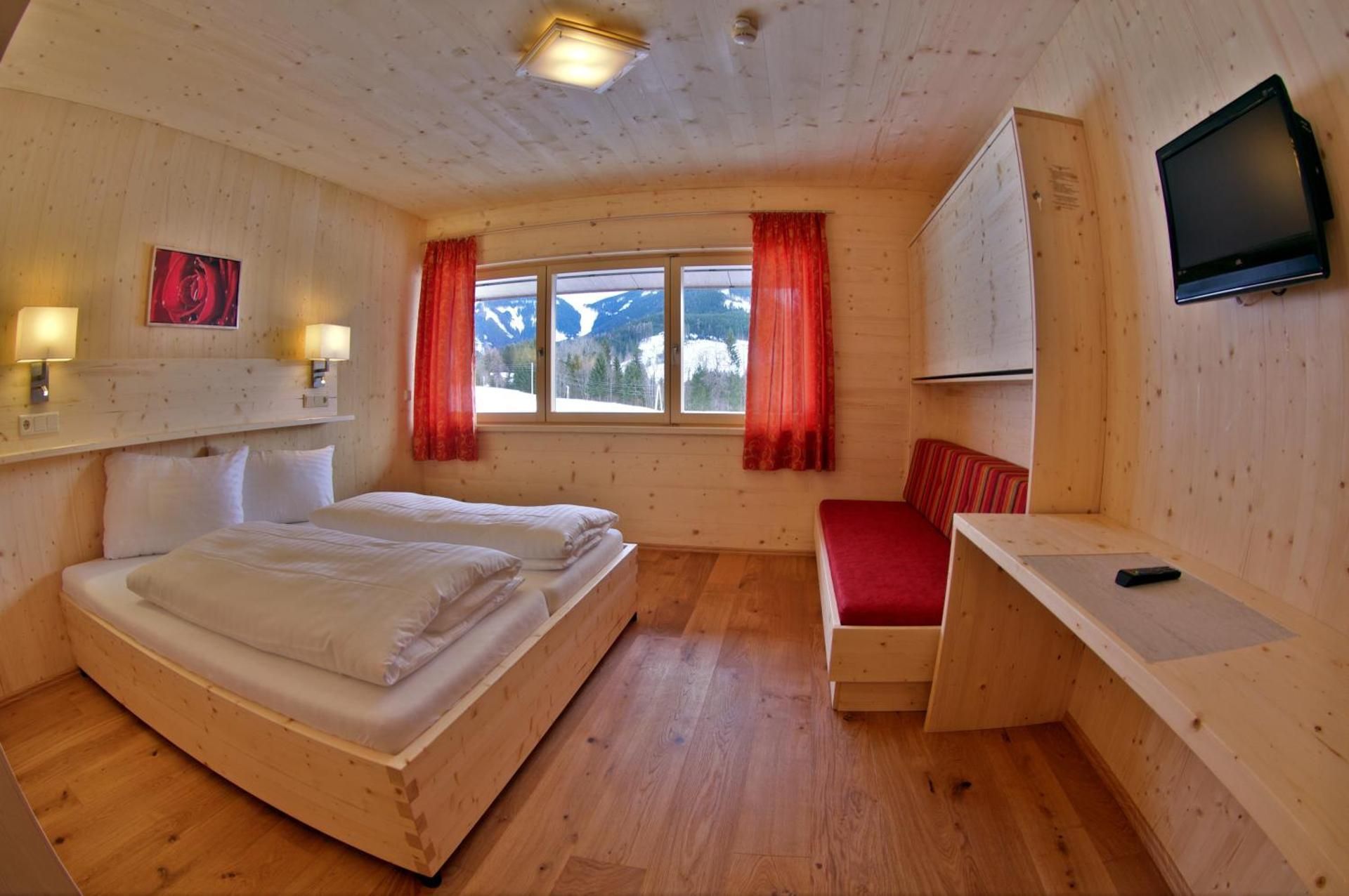 Double Room with Mountain View