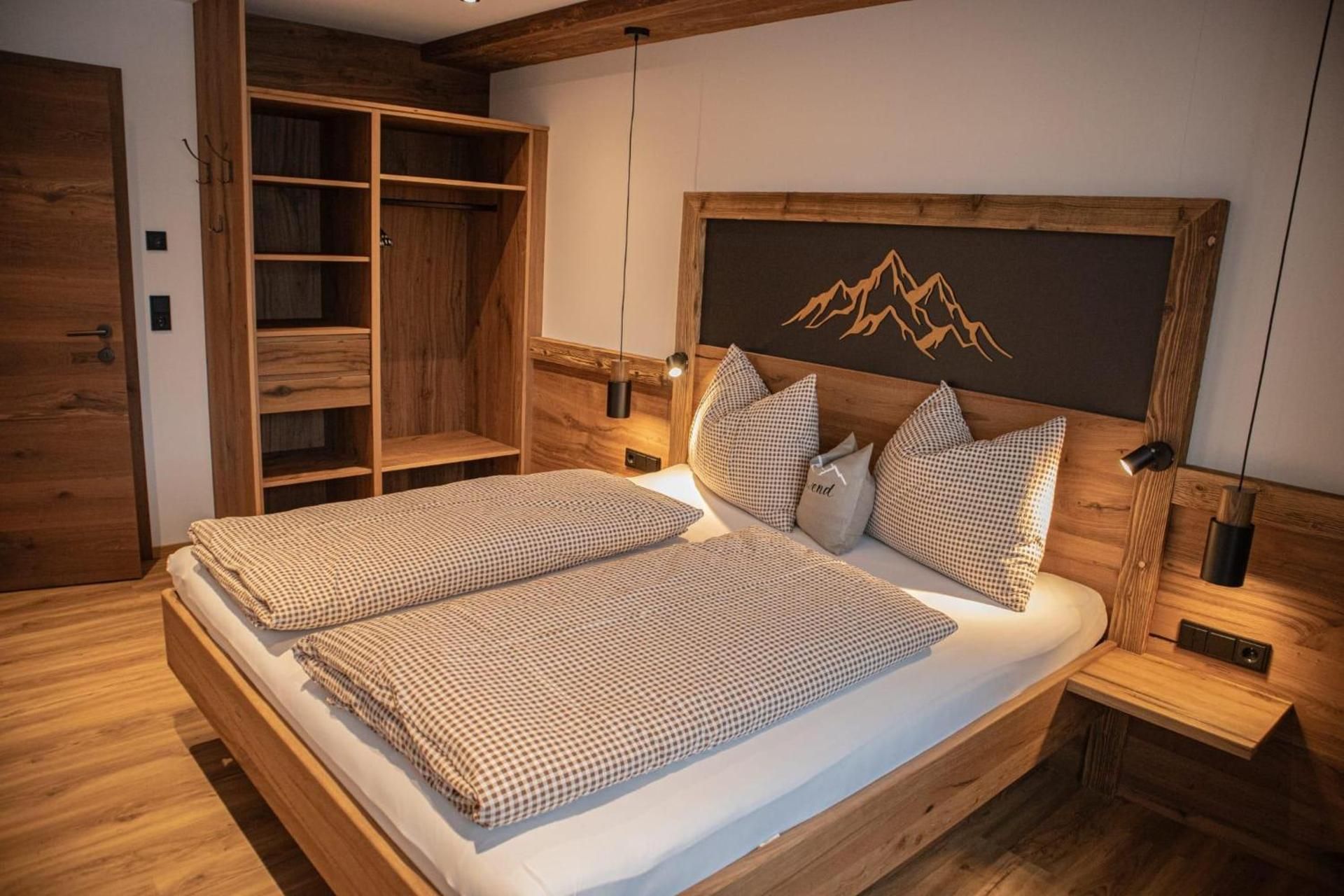 Two-Bedroom Apartment with Shower