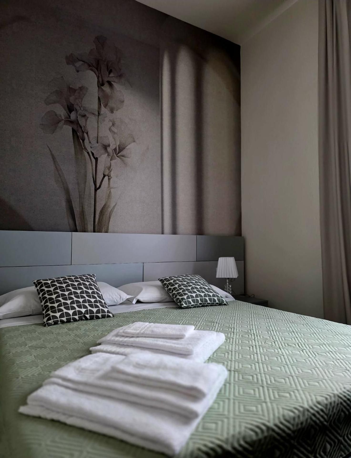 HOTEL Mirarti Junior Suite 2