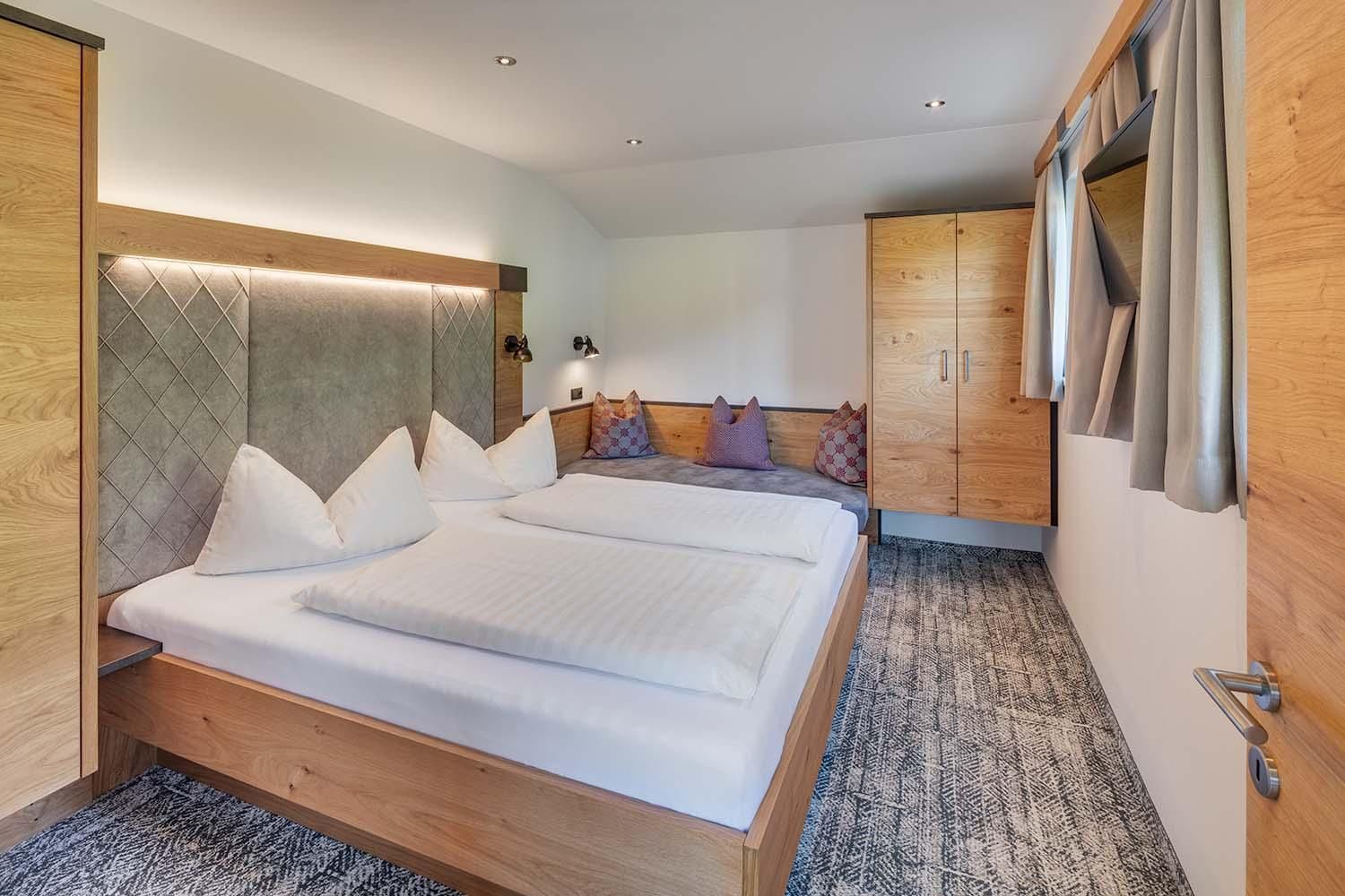 Three-Bedroom Apartment with Balcony