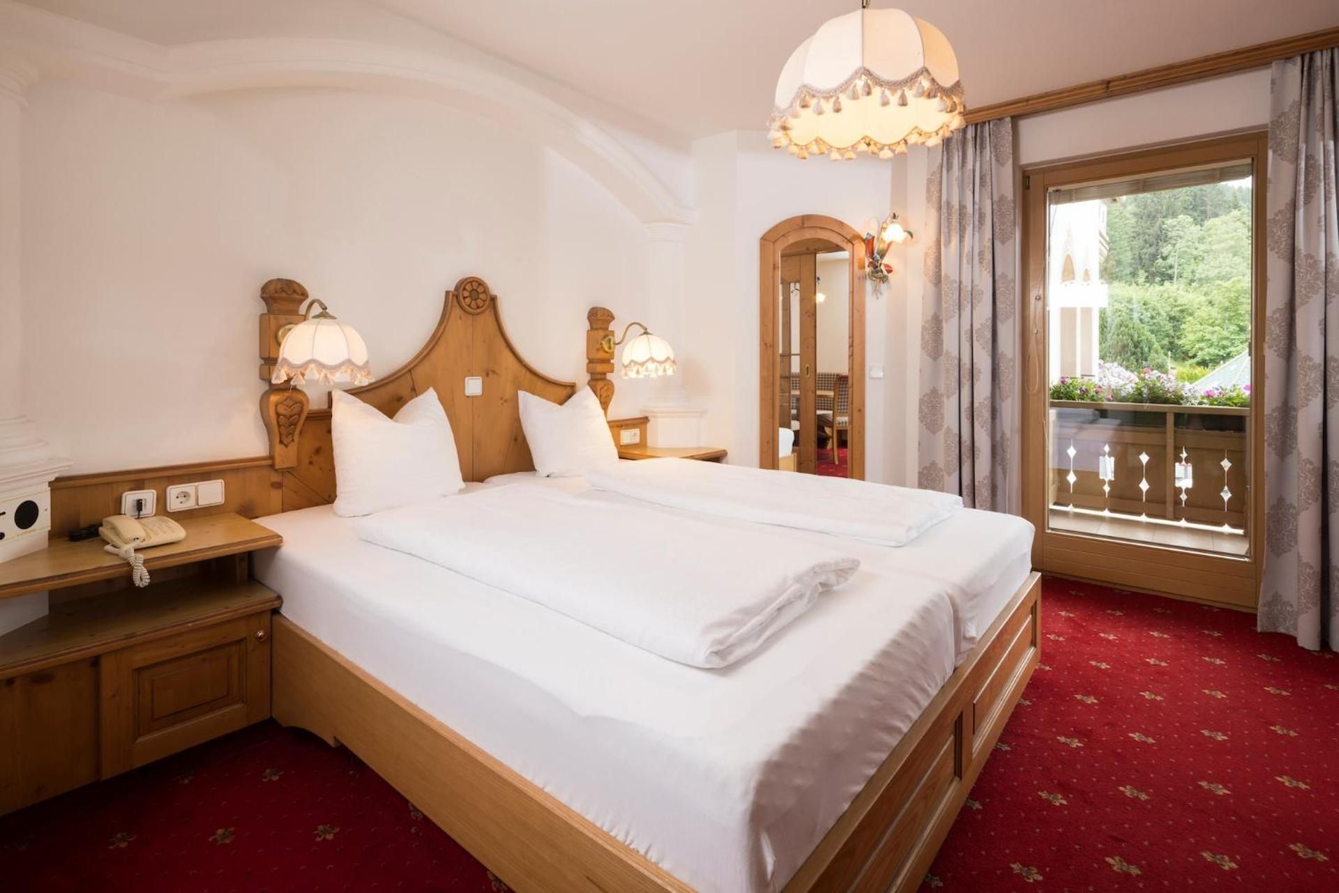 Deluxe Double Room with Bath
