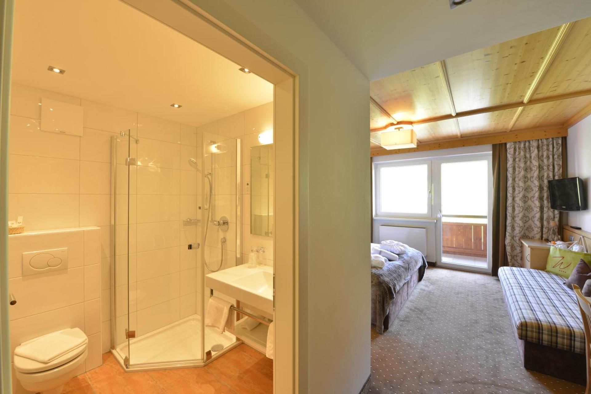 Classic Single Room with Balcony