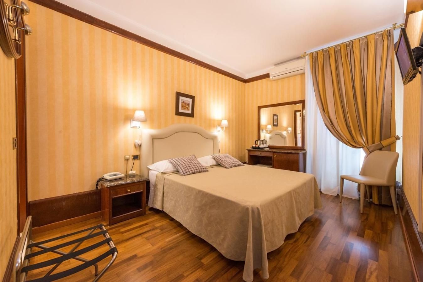 Hotel Miro' Standard Double Room 2