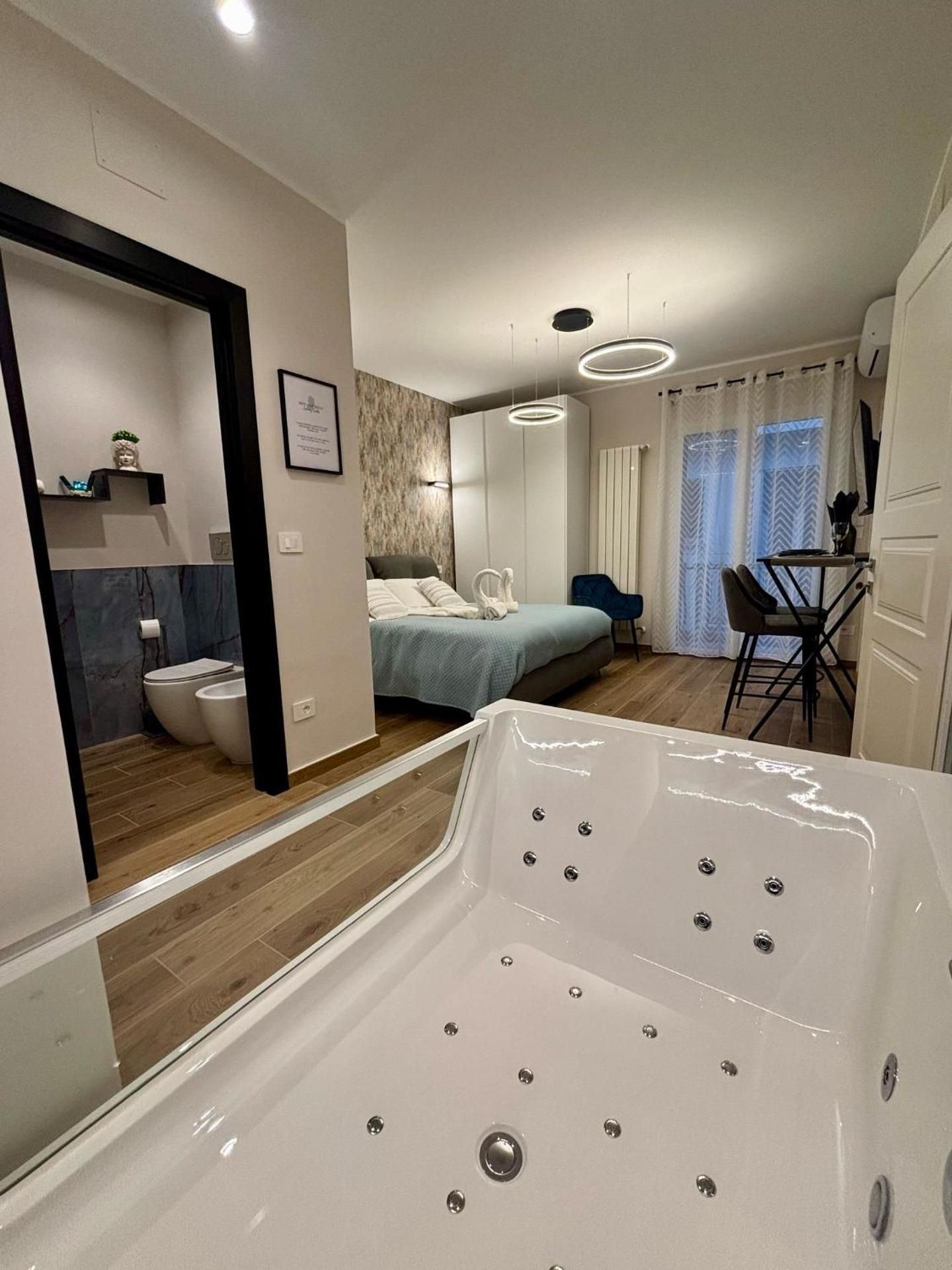 Suite Apartment