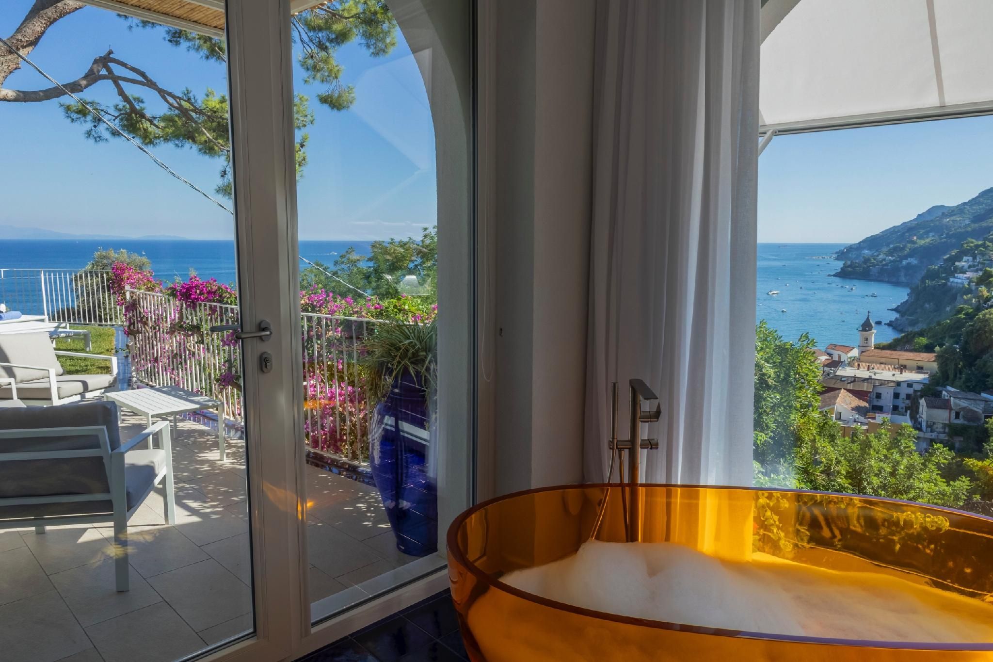 Decori Suites Amalfi Coast Quadrupla-Familiare-Bagno in camera-Vista mare-Family Suite Positano 2