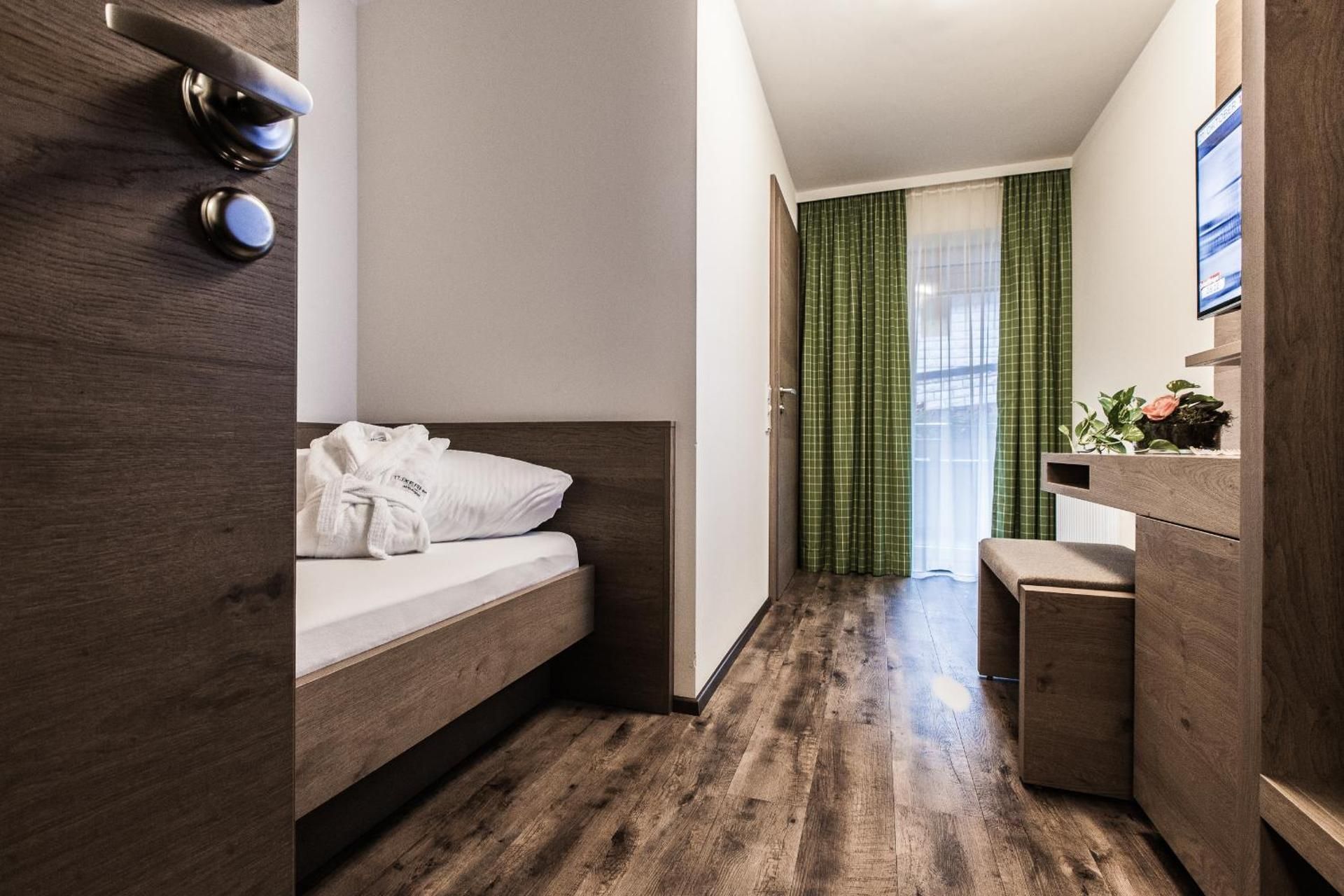 Single Room with Balcony