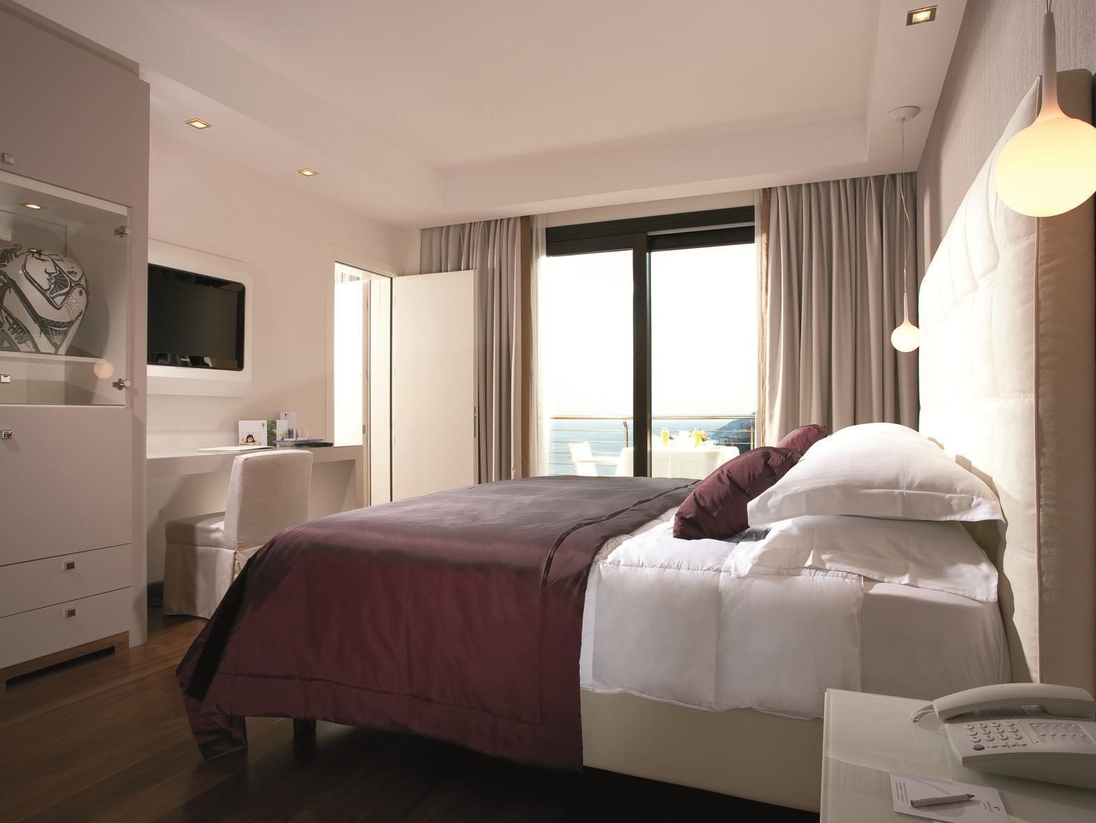 Junior Suite with Jacuzzi