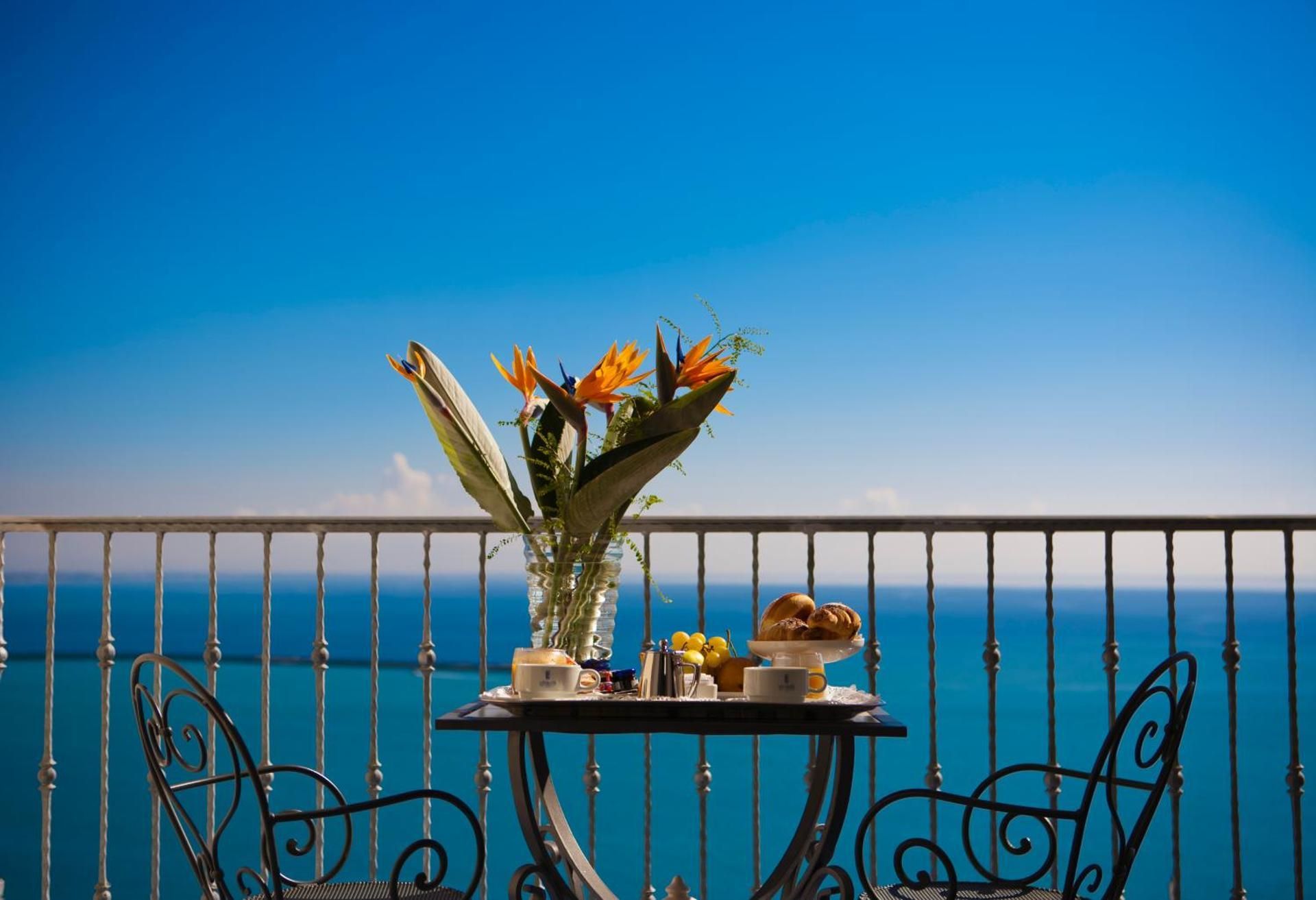 Standard Double with Sea View