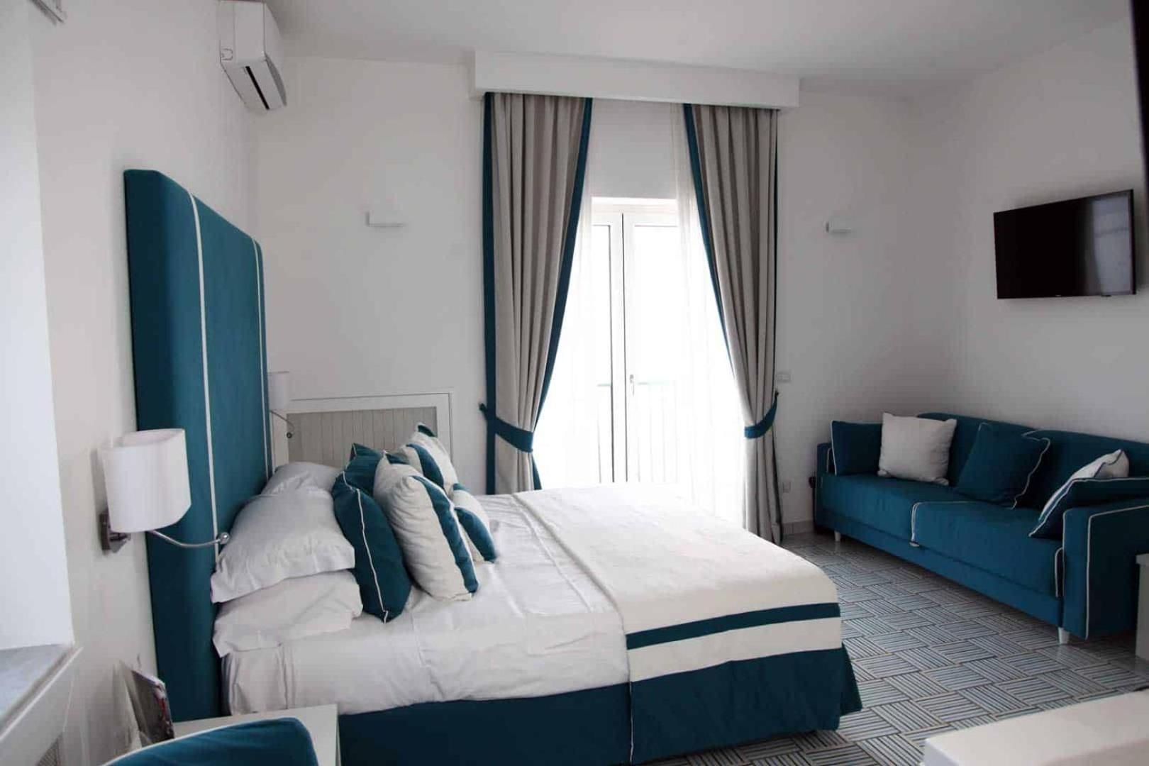 Suite with Sea View