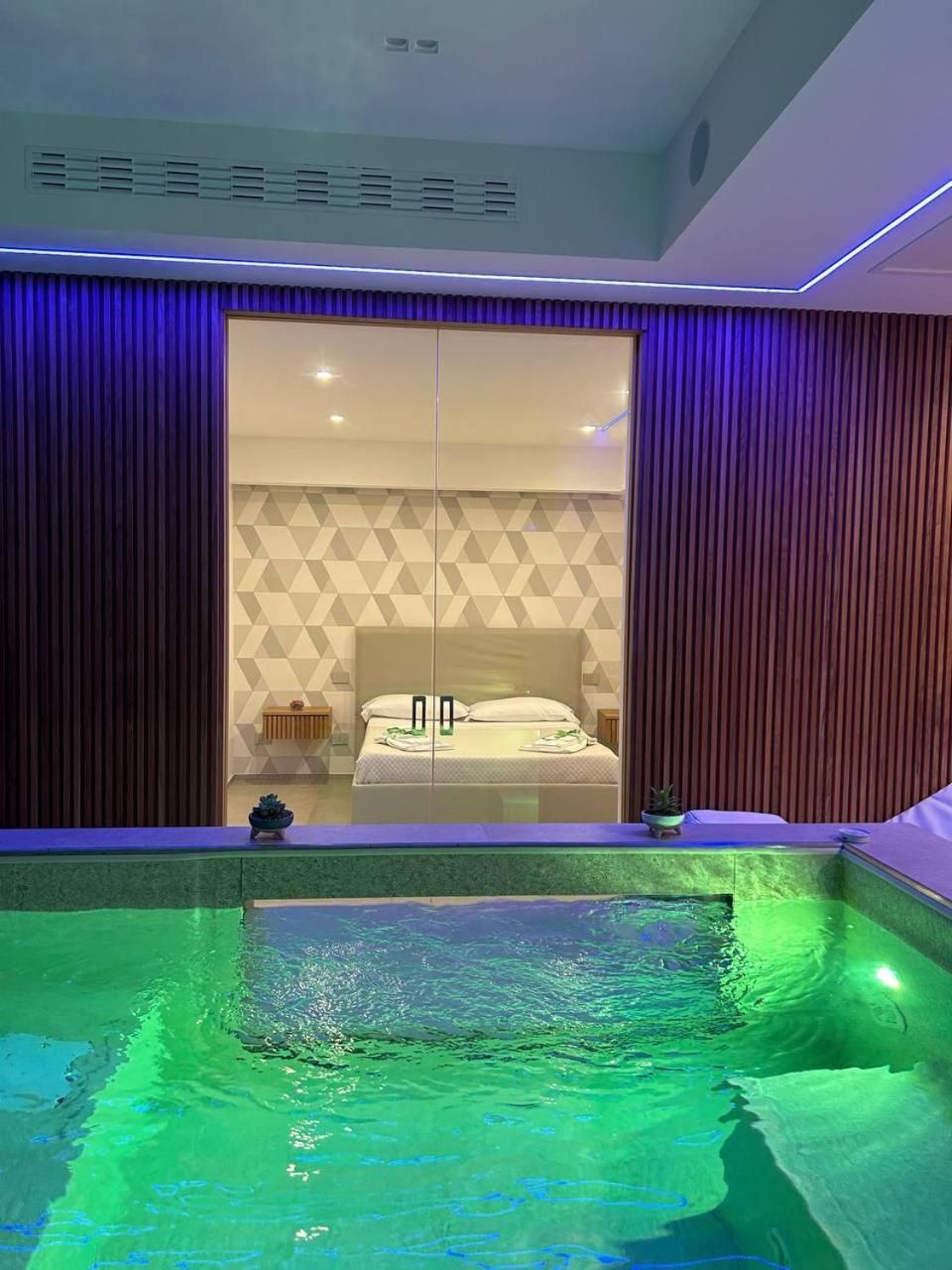 Suite with Private Pool