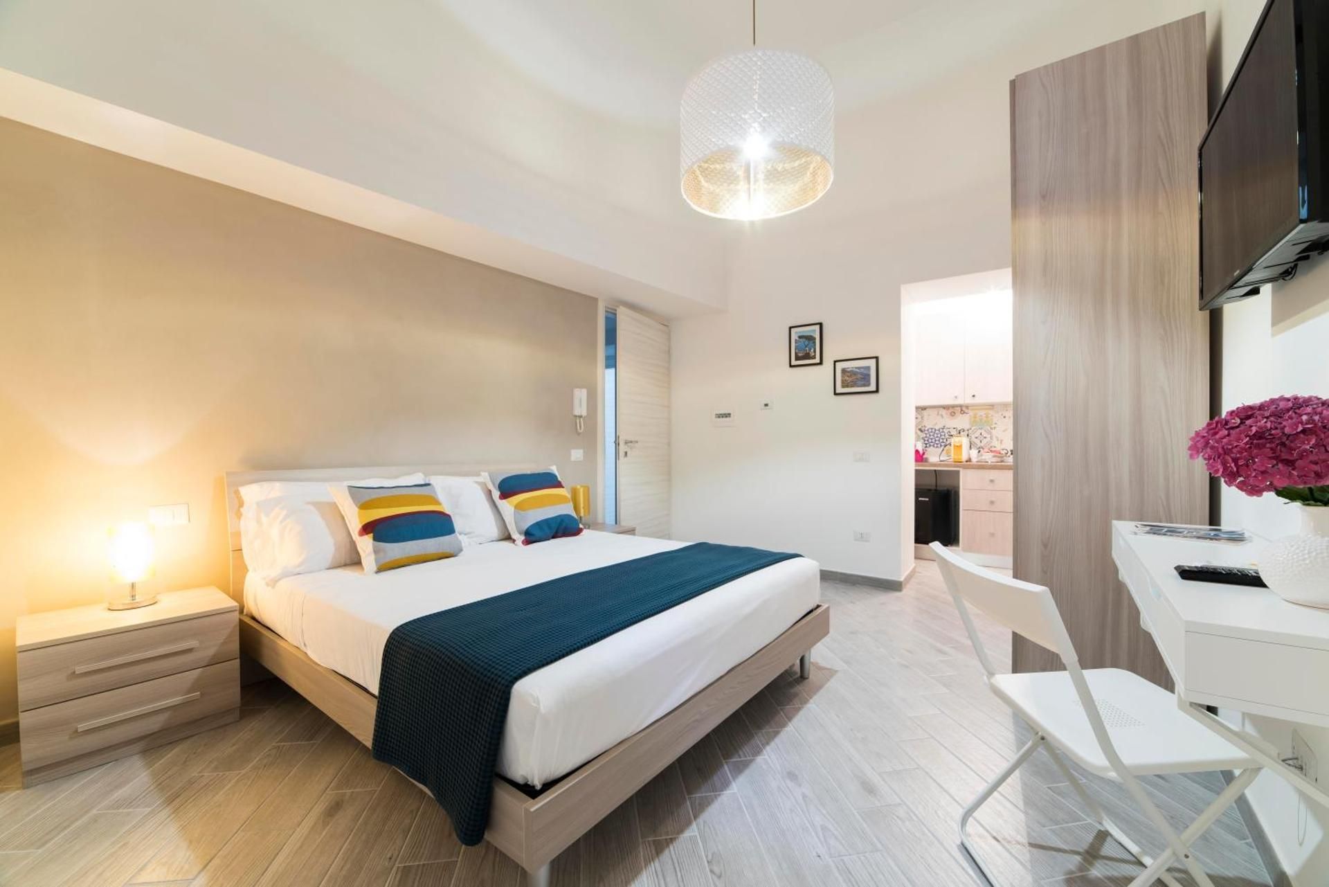 Studio Apartment