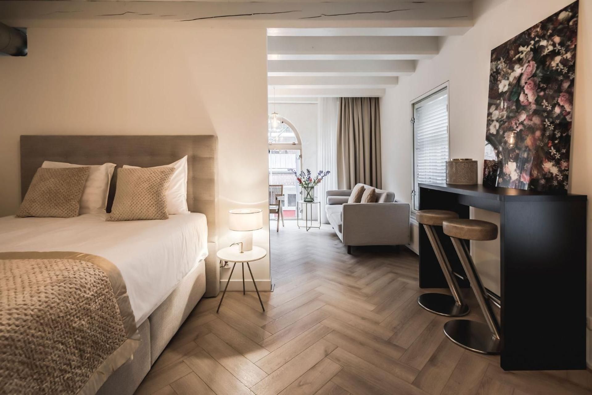 Superior King Room