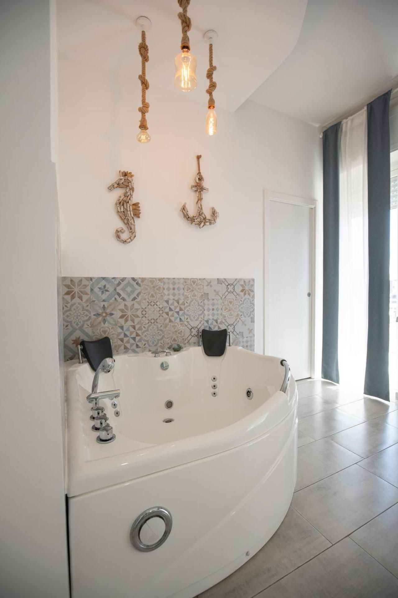 Double Room with Spa Bath