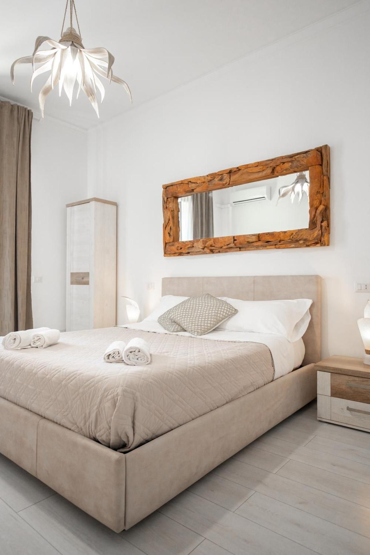 Double Room with Private External Bathroom