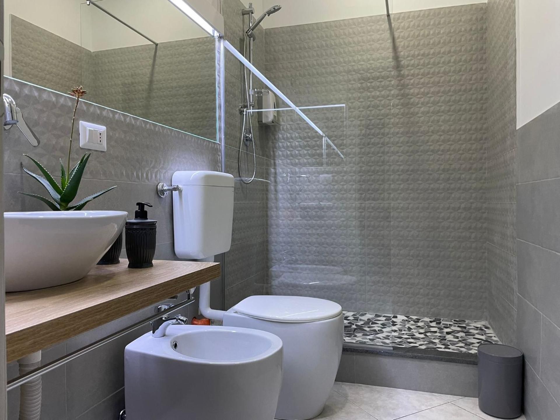 Comfort Triple Room with Shower