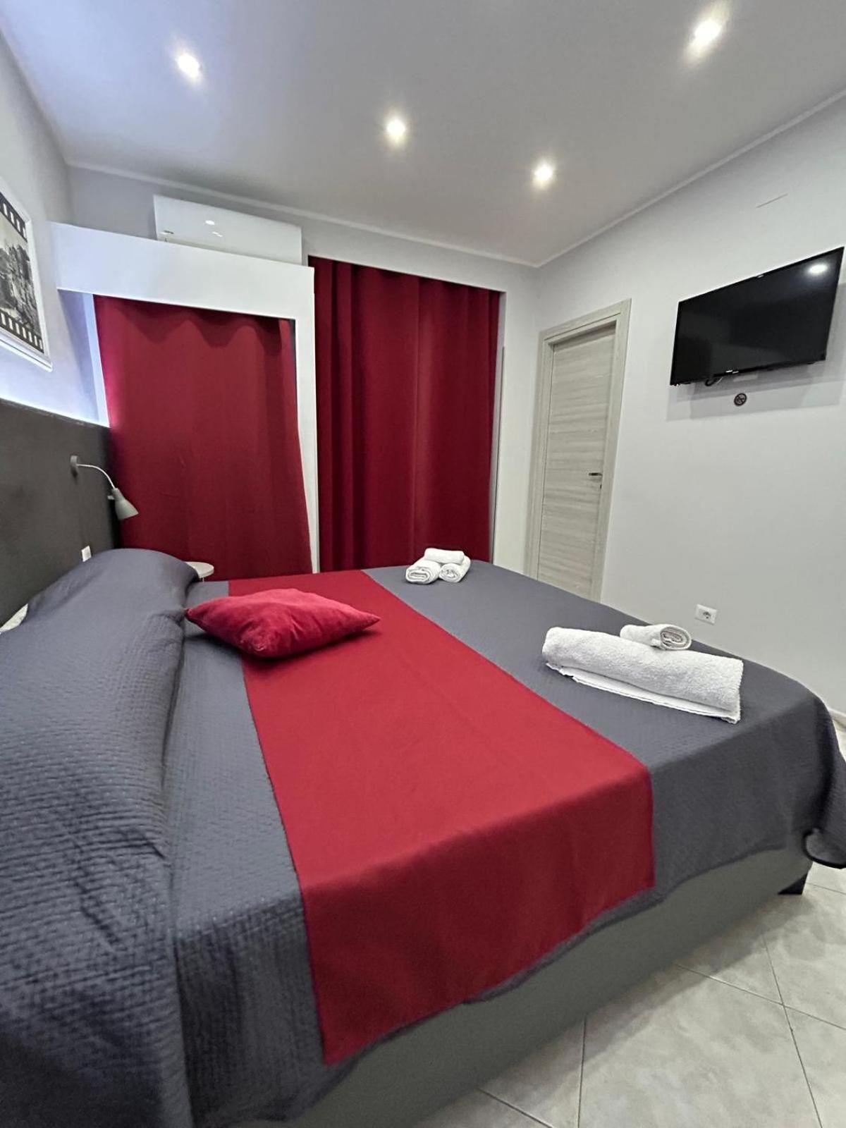 Double or Twin Room with City View