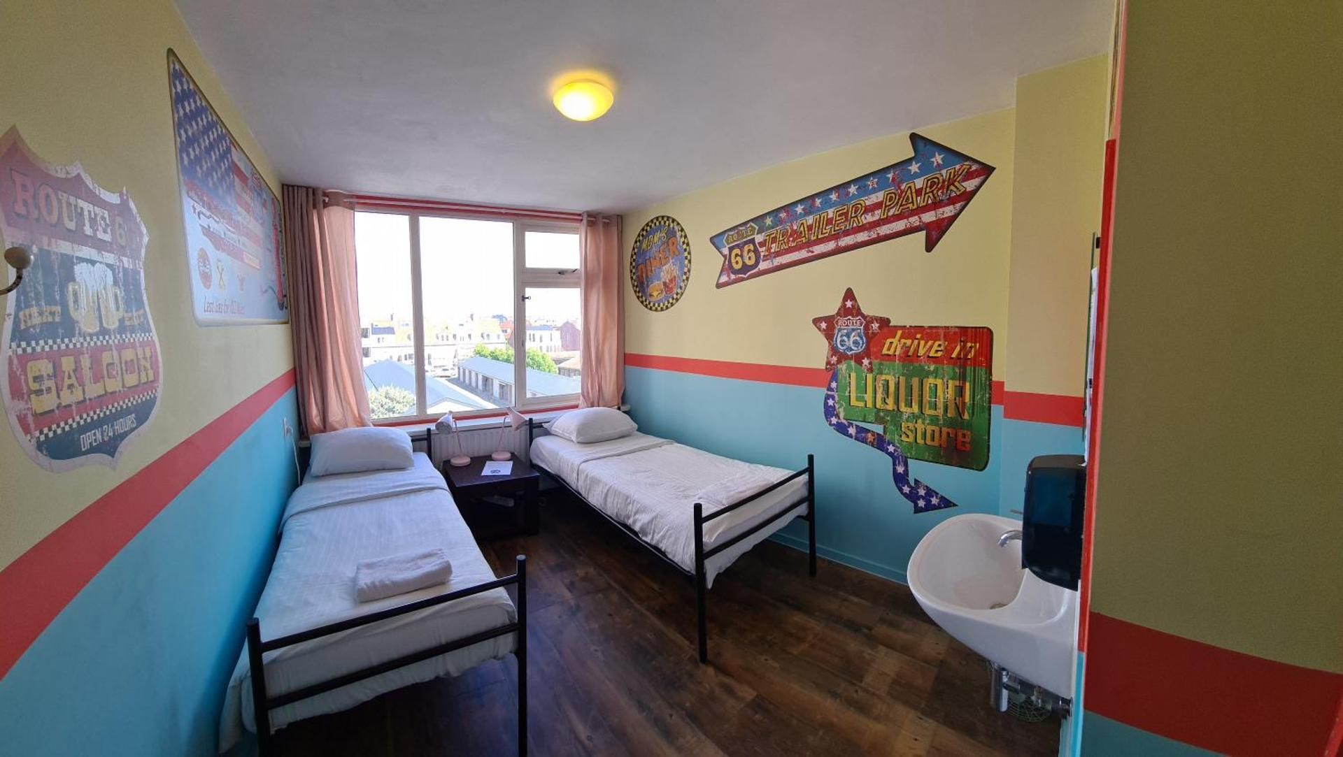 Twin Room with Private Bathroom