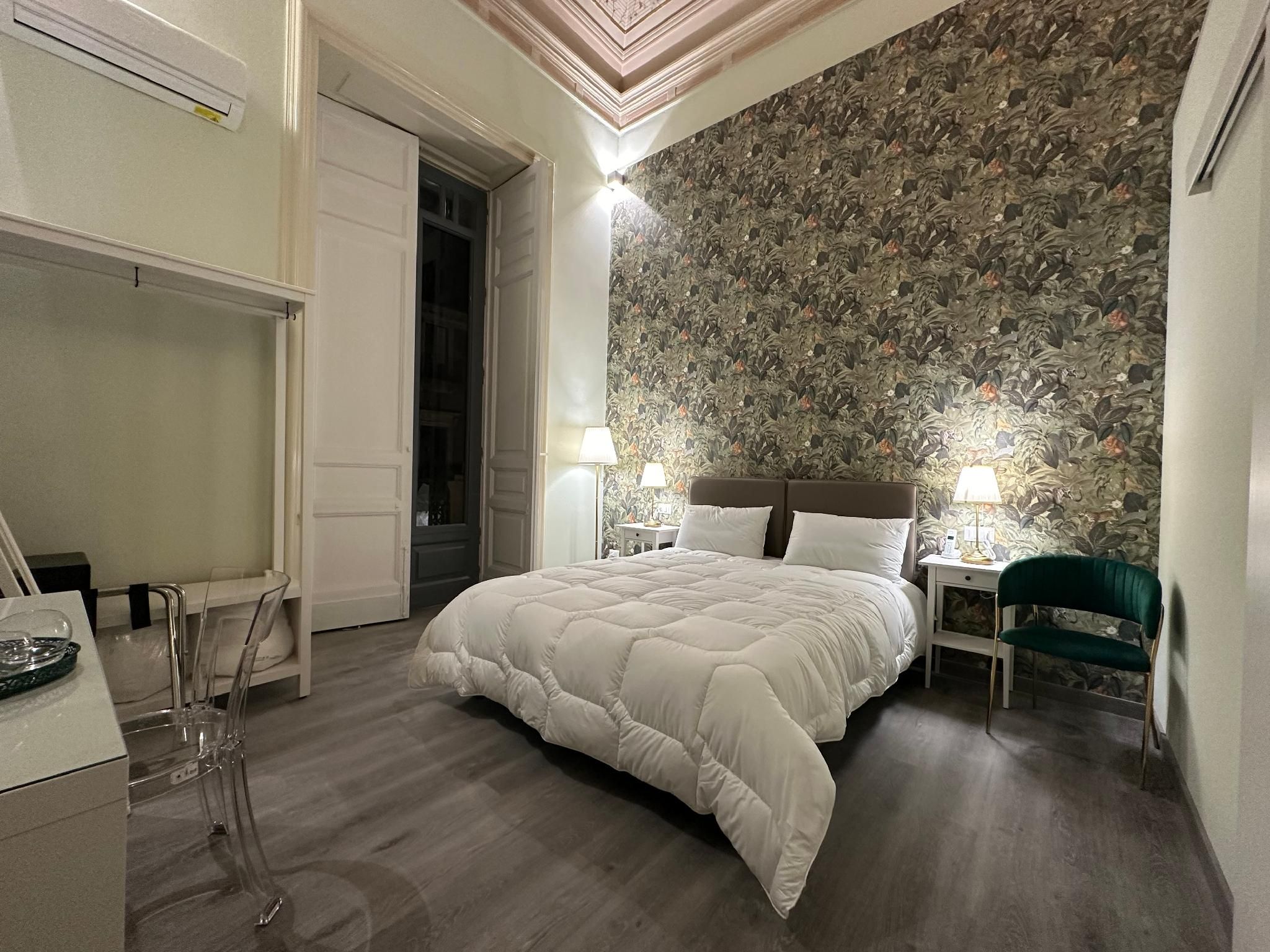 Executive Suite City View