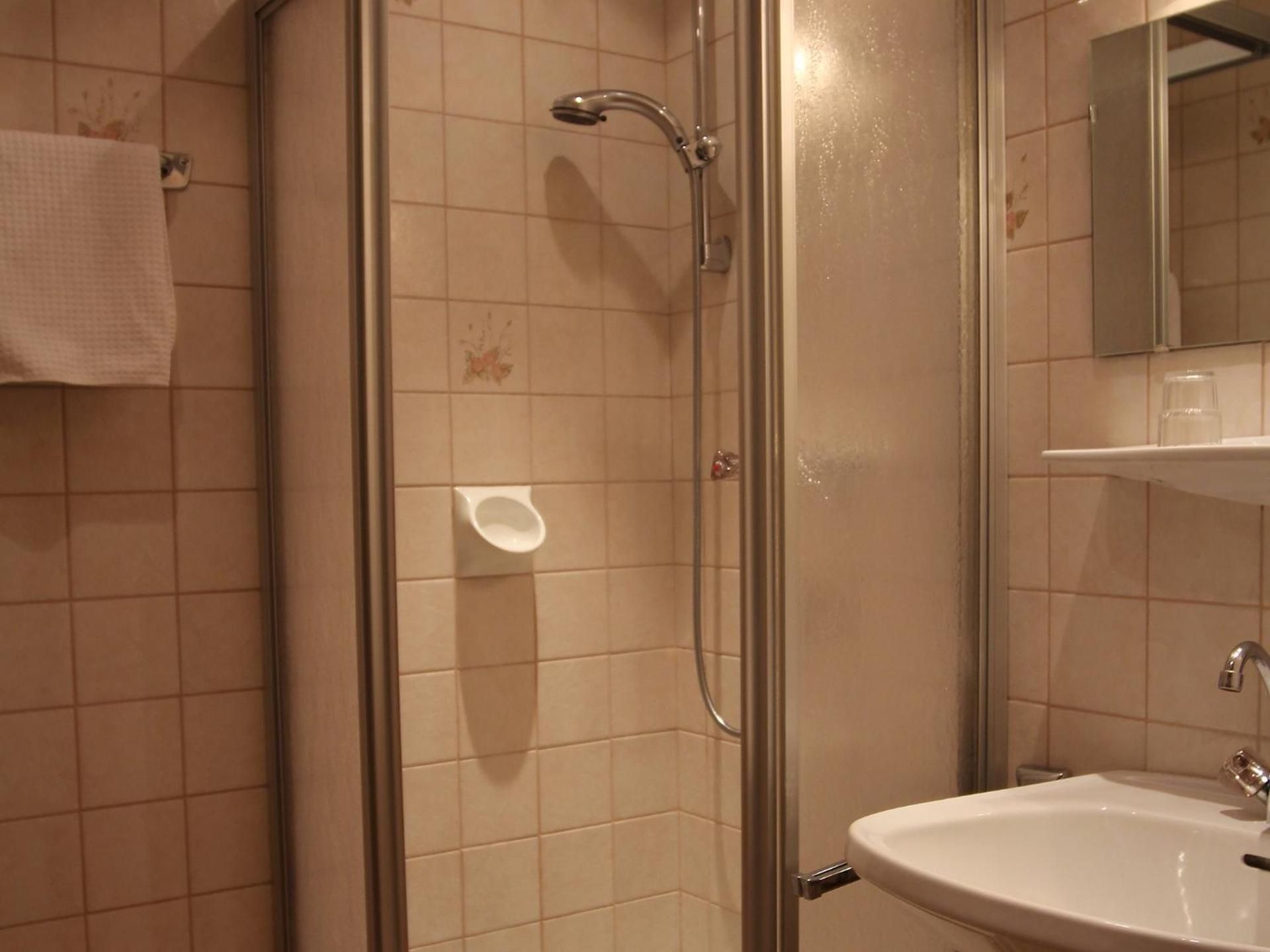 Large Single Room