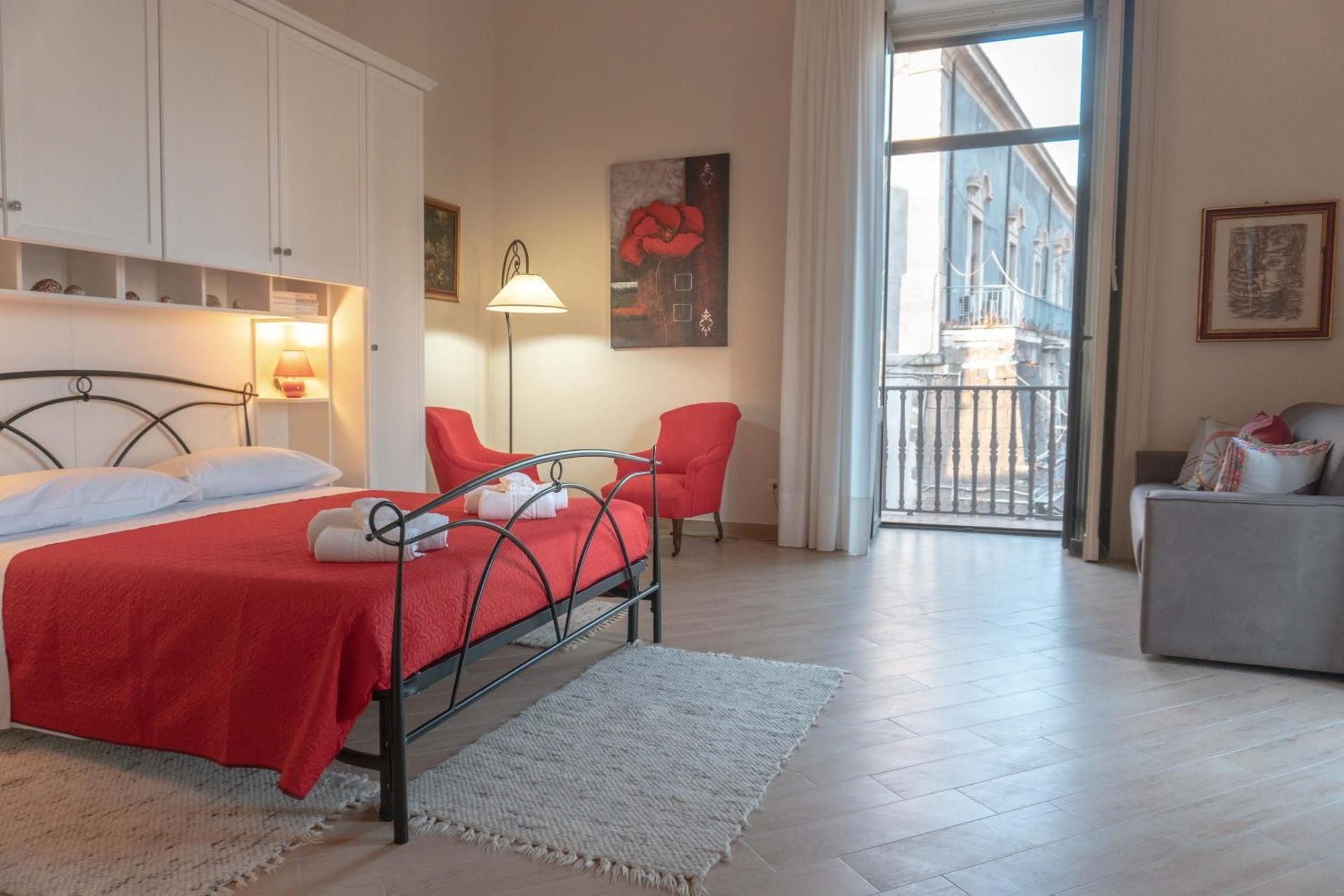 Apartment with Balcony