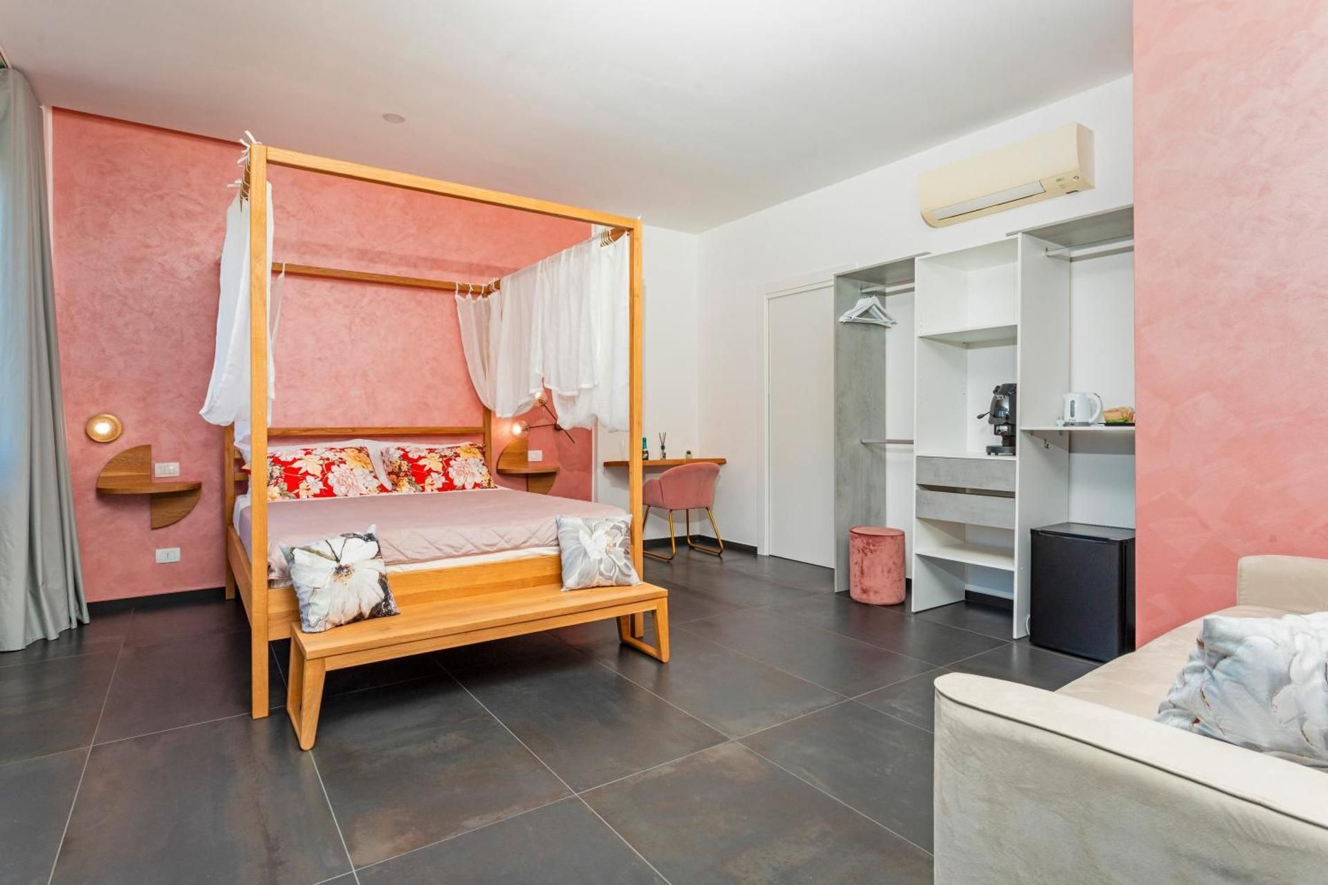 Superior Quadruple Room