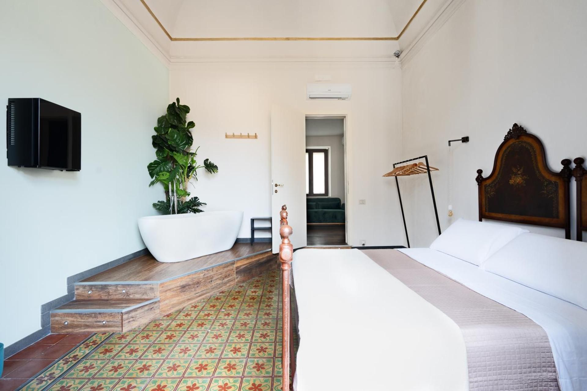 Junior Suite with Balcony