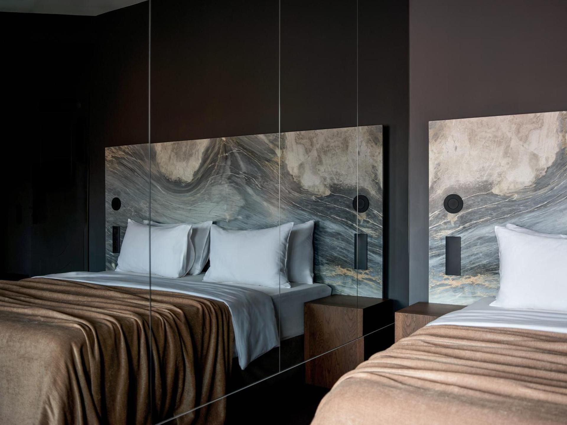 Deluxe Suite with Terrace