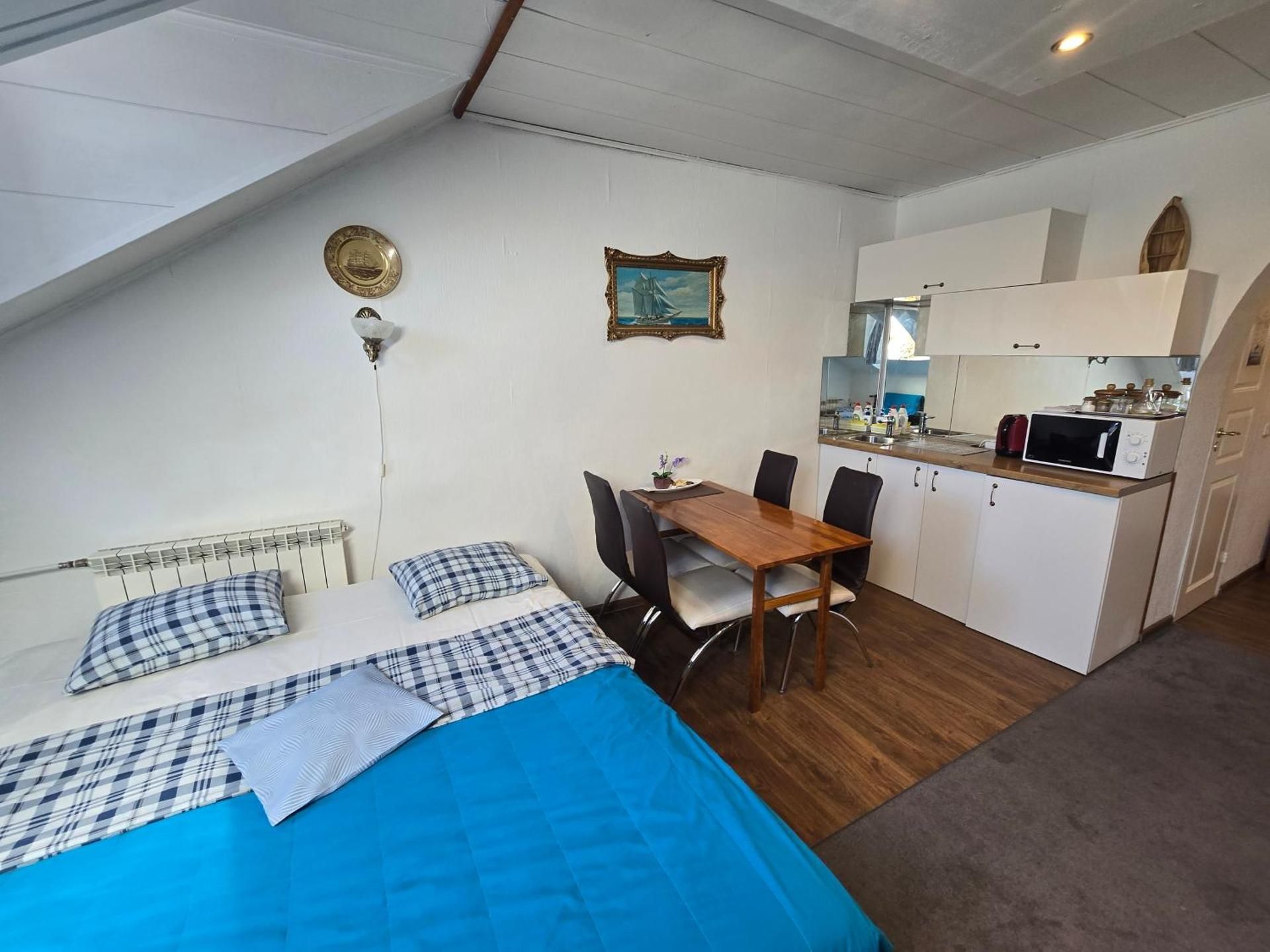 Meridian Apartment with Sauna✨