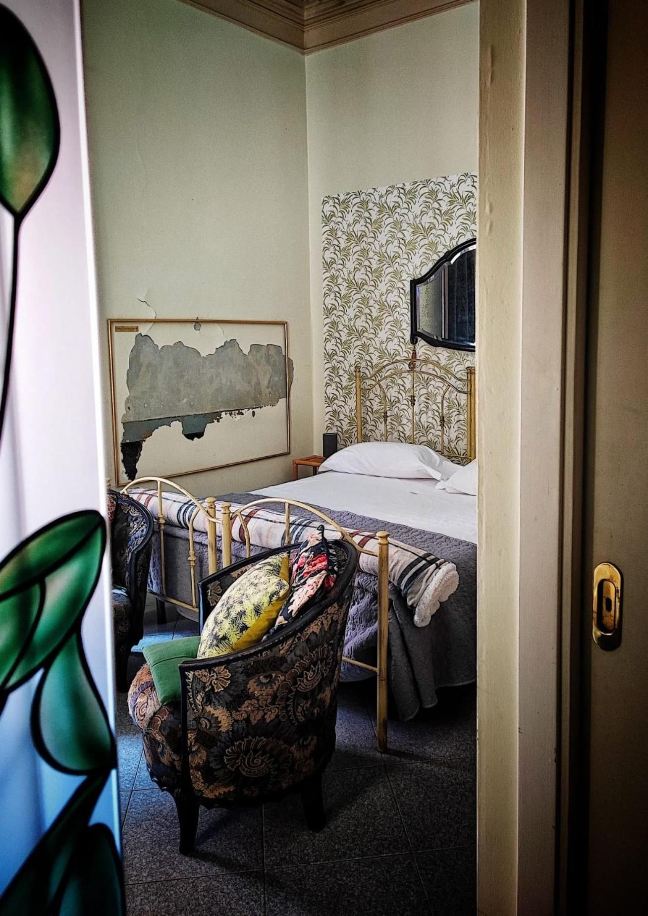 Double or Twin Room with Terrace