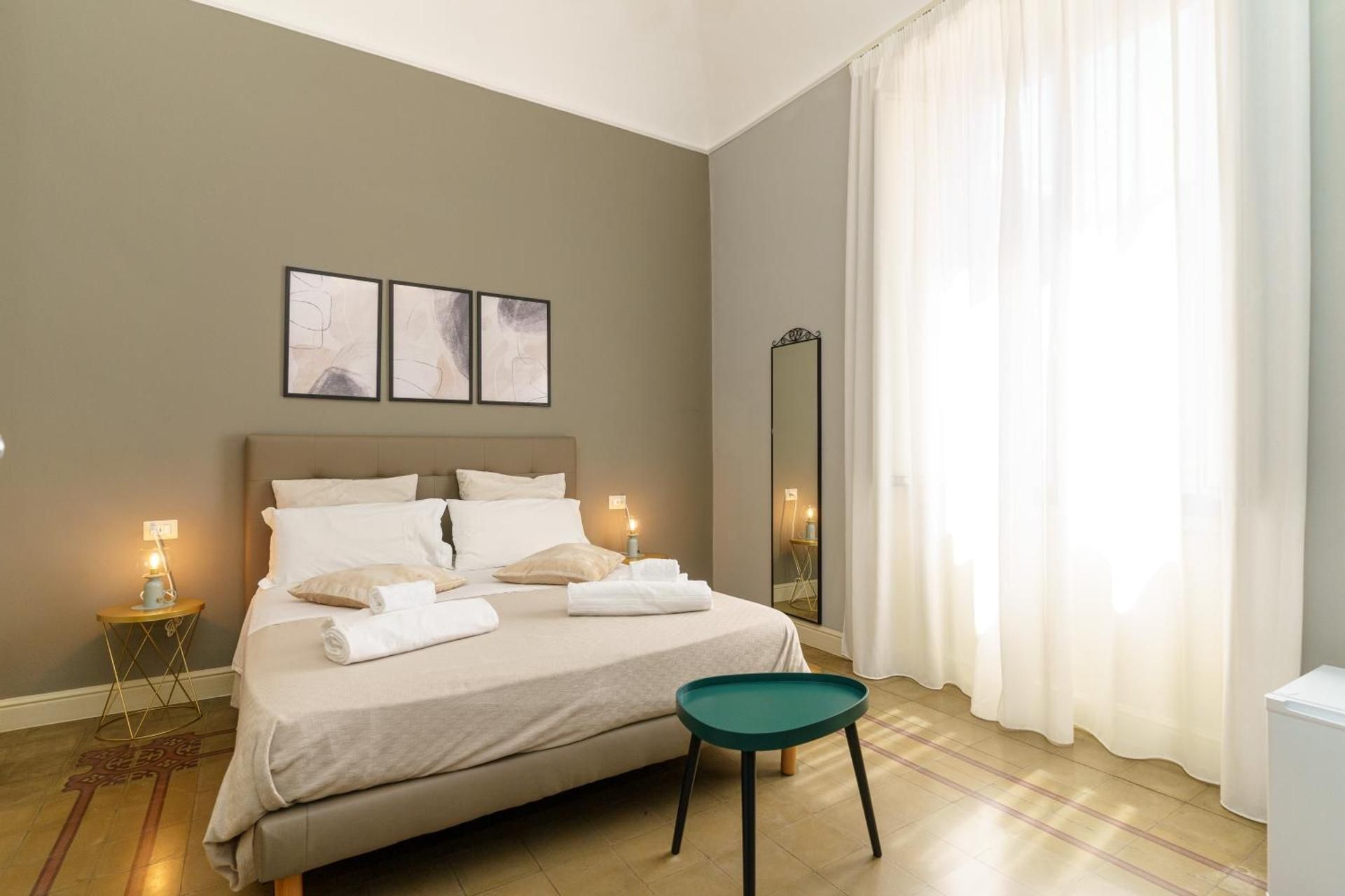 Queen Room