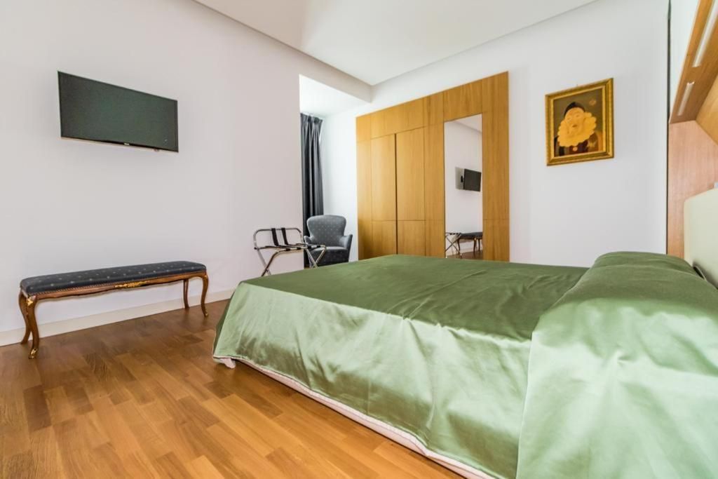 Triple Room with Balcony