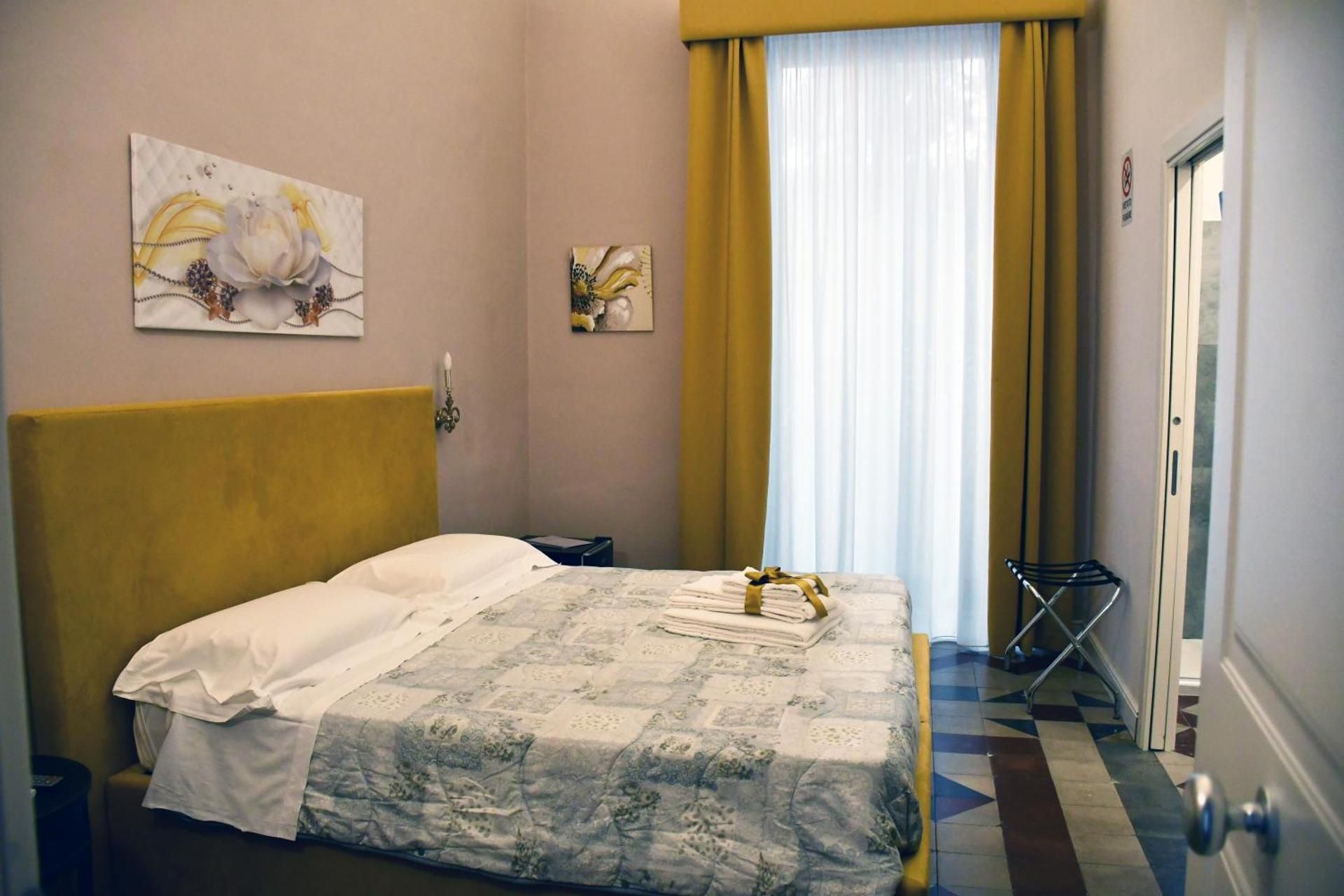 Double or Twin Room with Private Bathroom