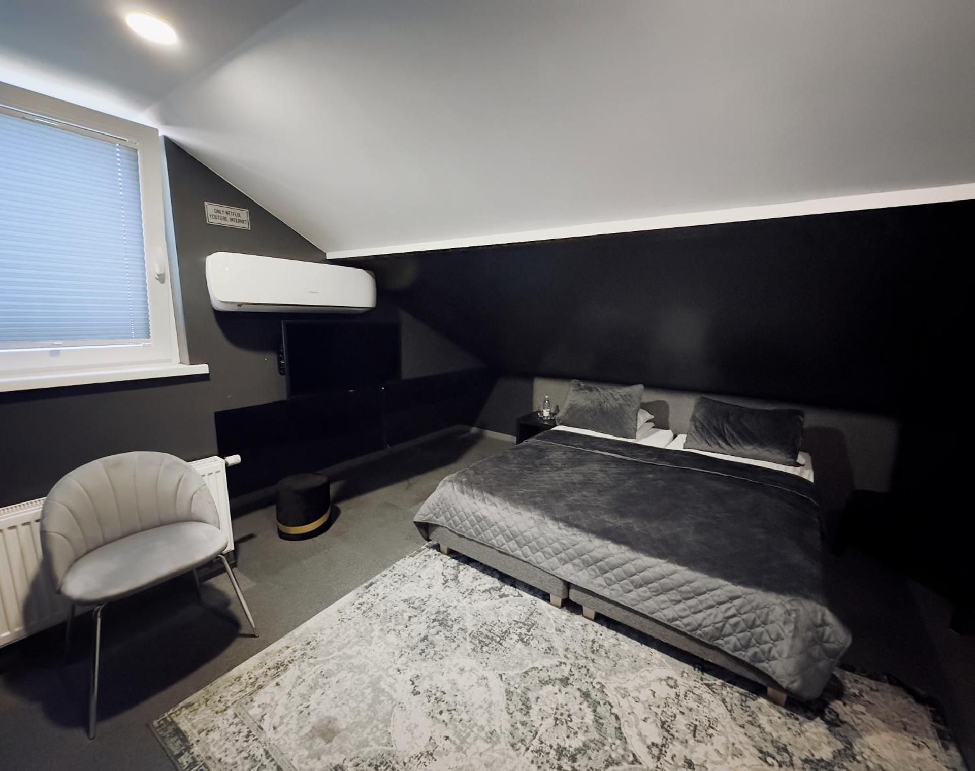 Economy Double or Twin Room - Adams Family