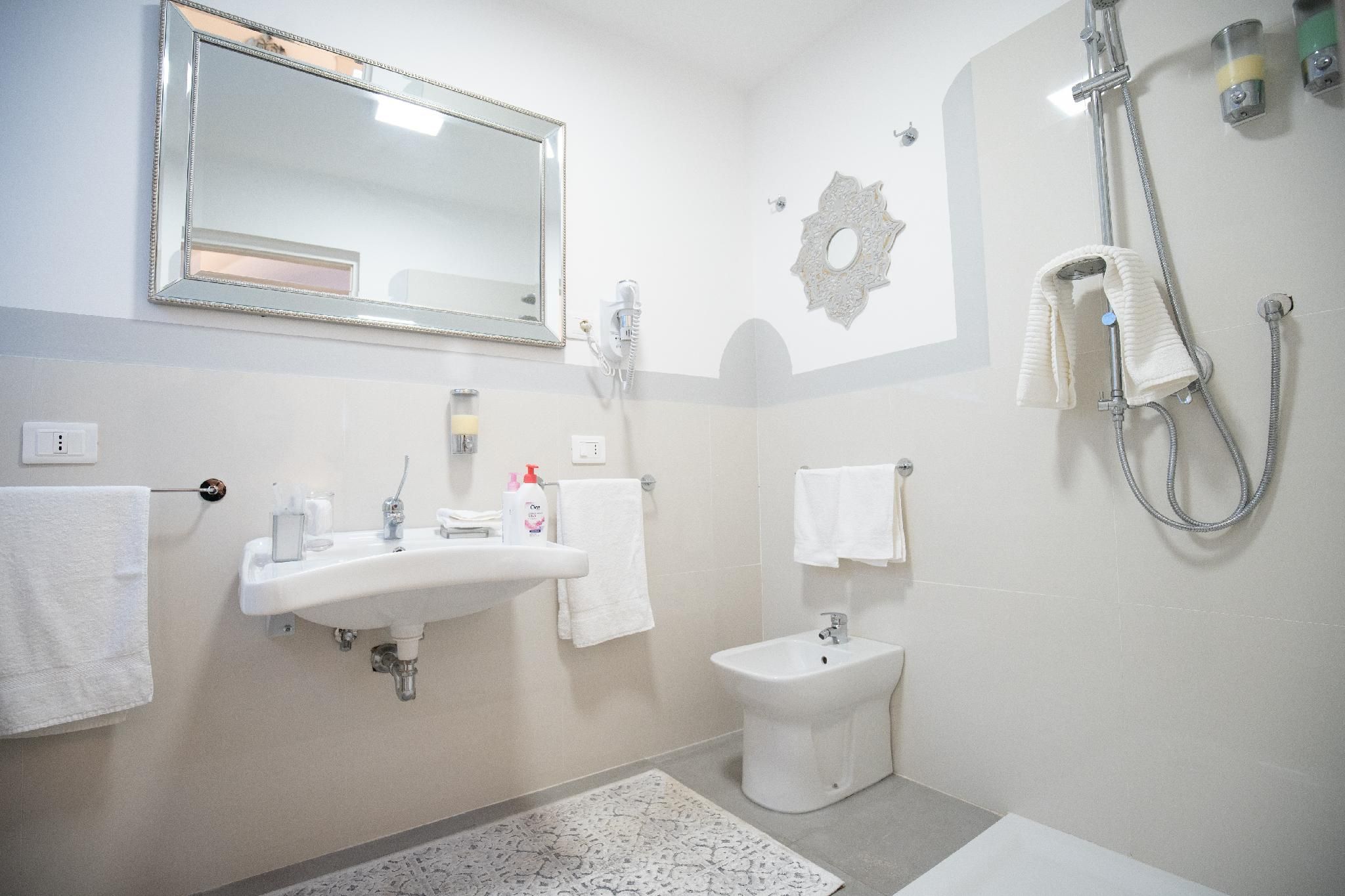 1 King Suite Kitchen Non-Smoking