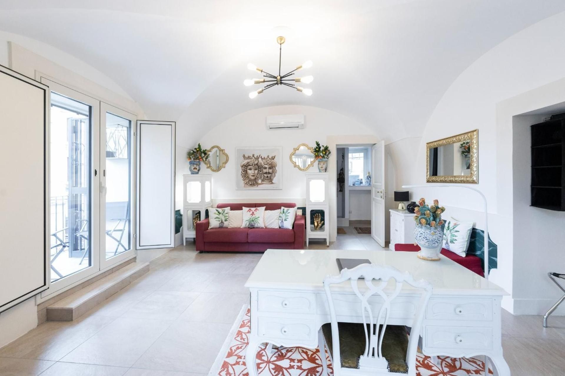 Moresco  Two-Bedroom Deluxe Apartment with Balcony - Annex