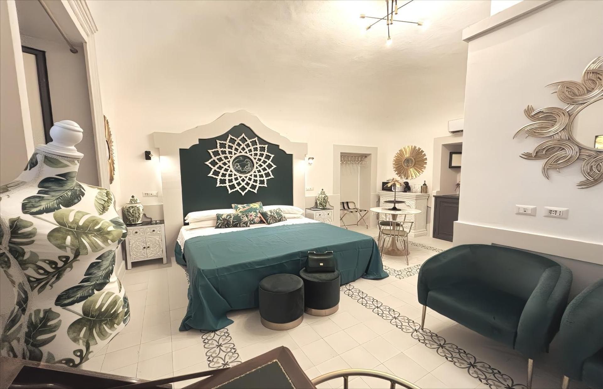 Moresco  Deluxe King Suite