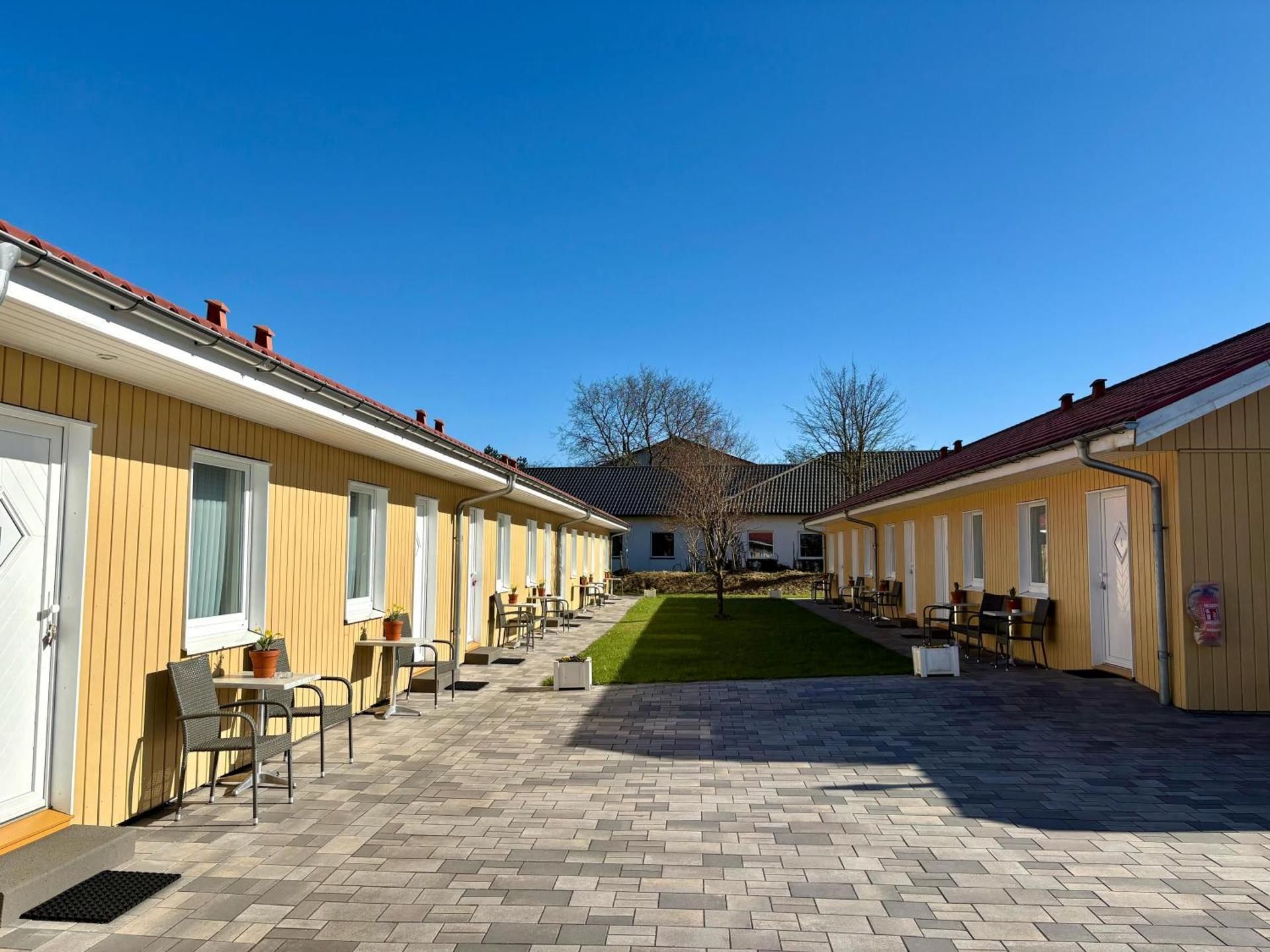 Ellen Hotel