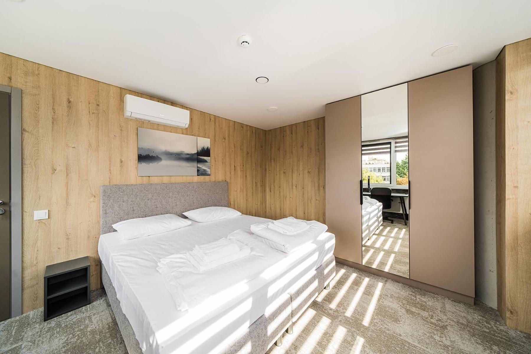 Suite Apartment