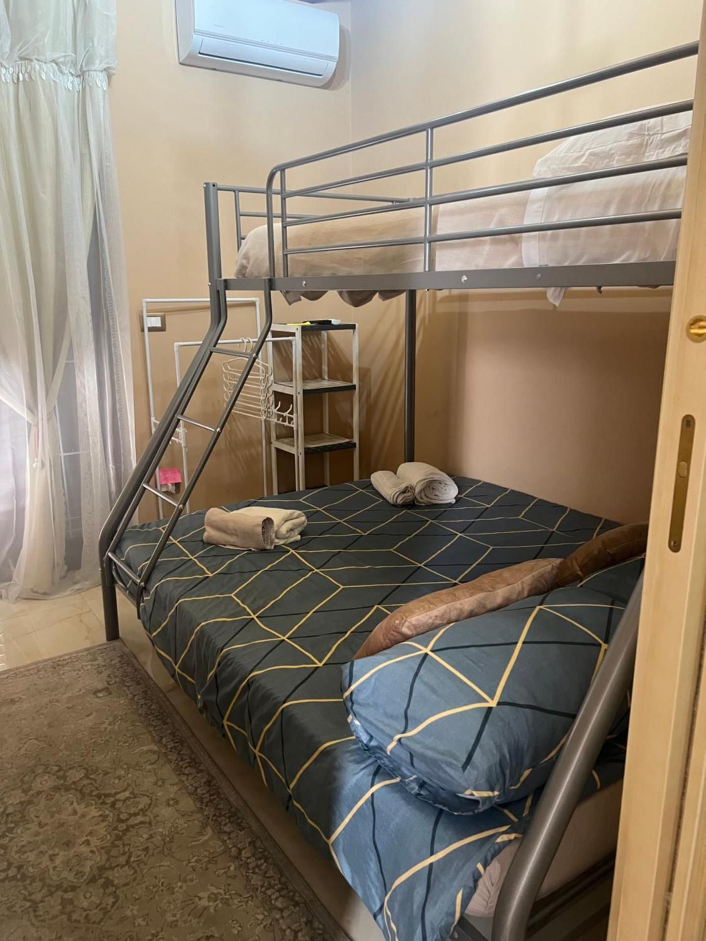 Double Room with Shared Bathroom