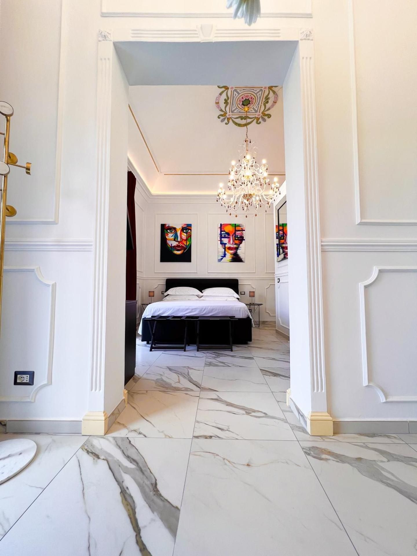 Superior King Room