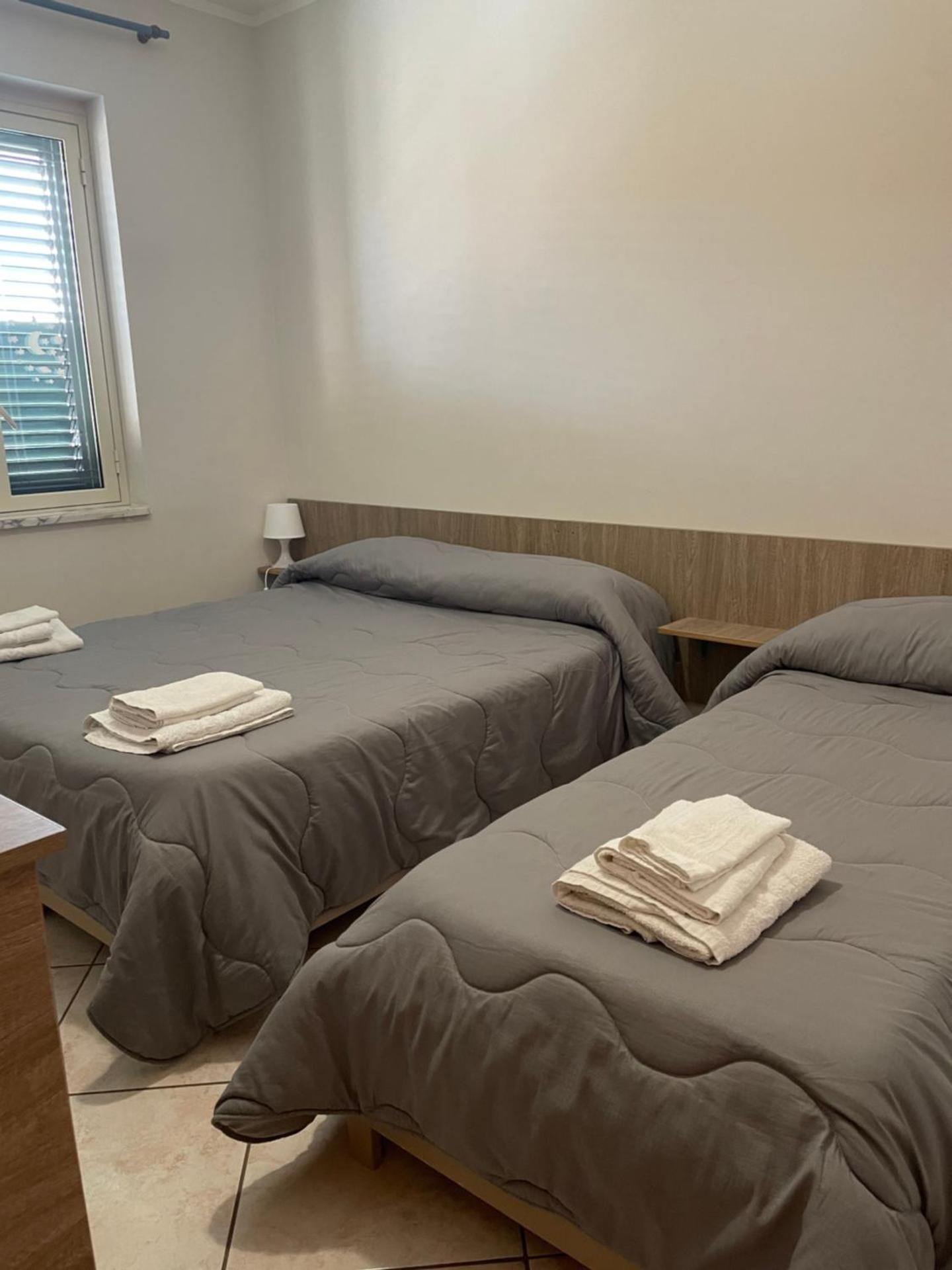 Quadruple Room with Private External Bathroom