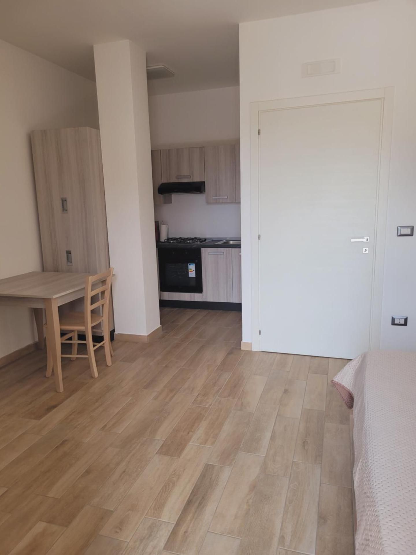 One-Bedroom Apartment with Balcony