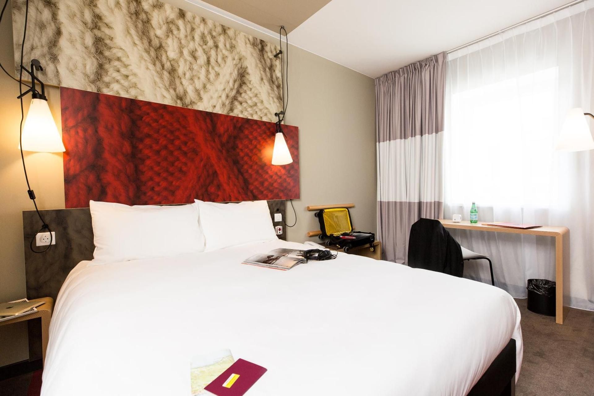 Standard reduced mobility Room with One Doublebe d